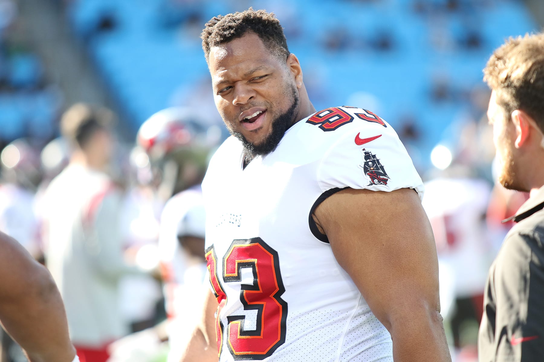 CHARLOTTE, NC - DECEMBER 26: Tampa Bay Buccaneers Defensive End Ndamukong Suh (93) during an NFL football game between the Tampa Bay Buccaneers and the Carolina Panthers on December 26, 2021, at Bank of America Stadium in Charlotte, N.C. (Photo by John Byrum/Icon Sportswire via Getty Images)