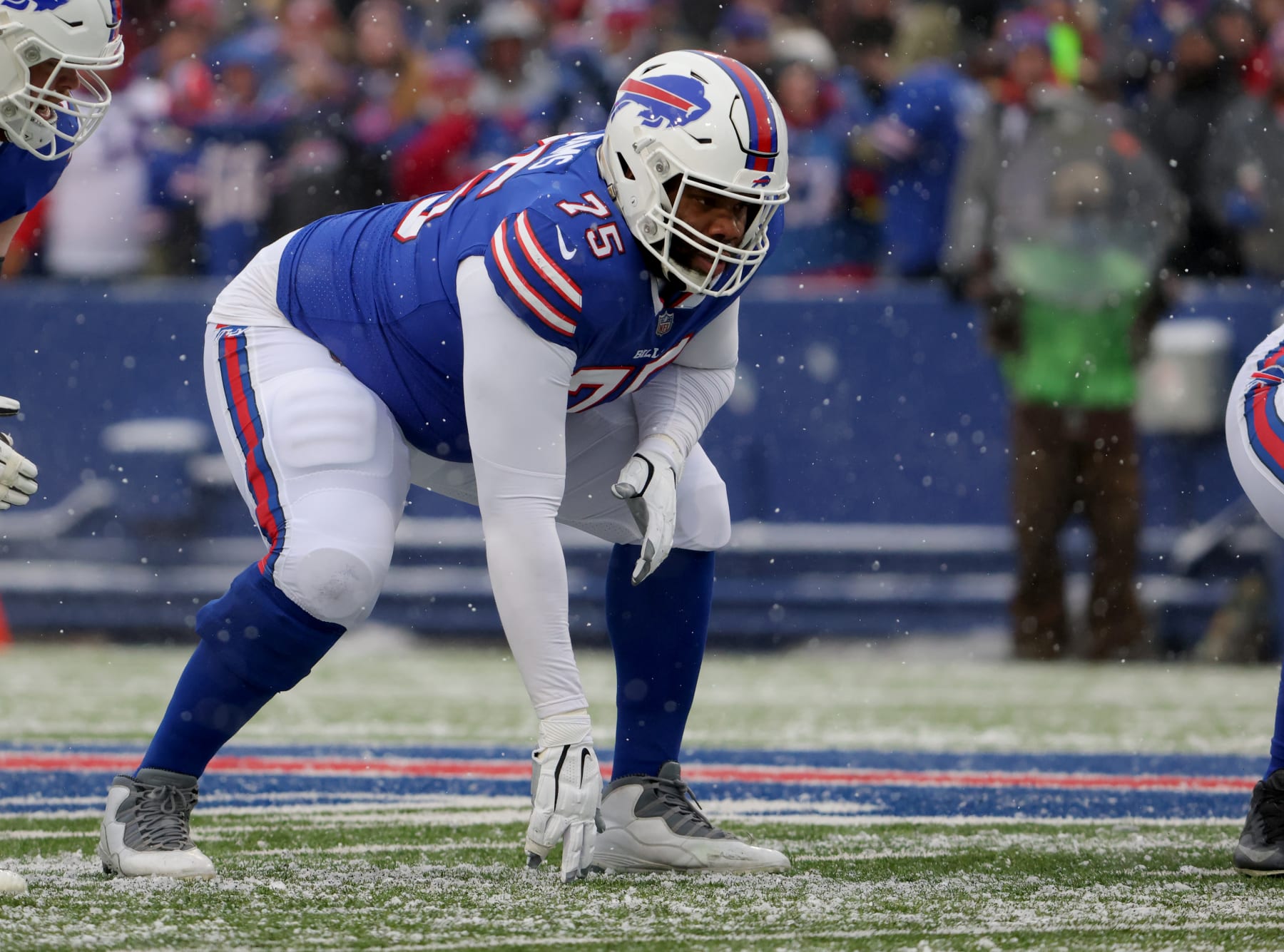 ORCHARD PARK, NY - JANUARY 02: Daryl Williams #75 of the Buffalo Bills looks to make a block against the Atlanta Falcons at Highmark Stadium on January 2, 2022 in Orchard Park, New York. (Photo by Timothy T Ludwig/Getty Images)