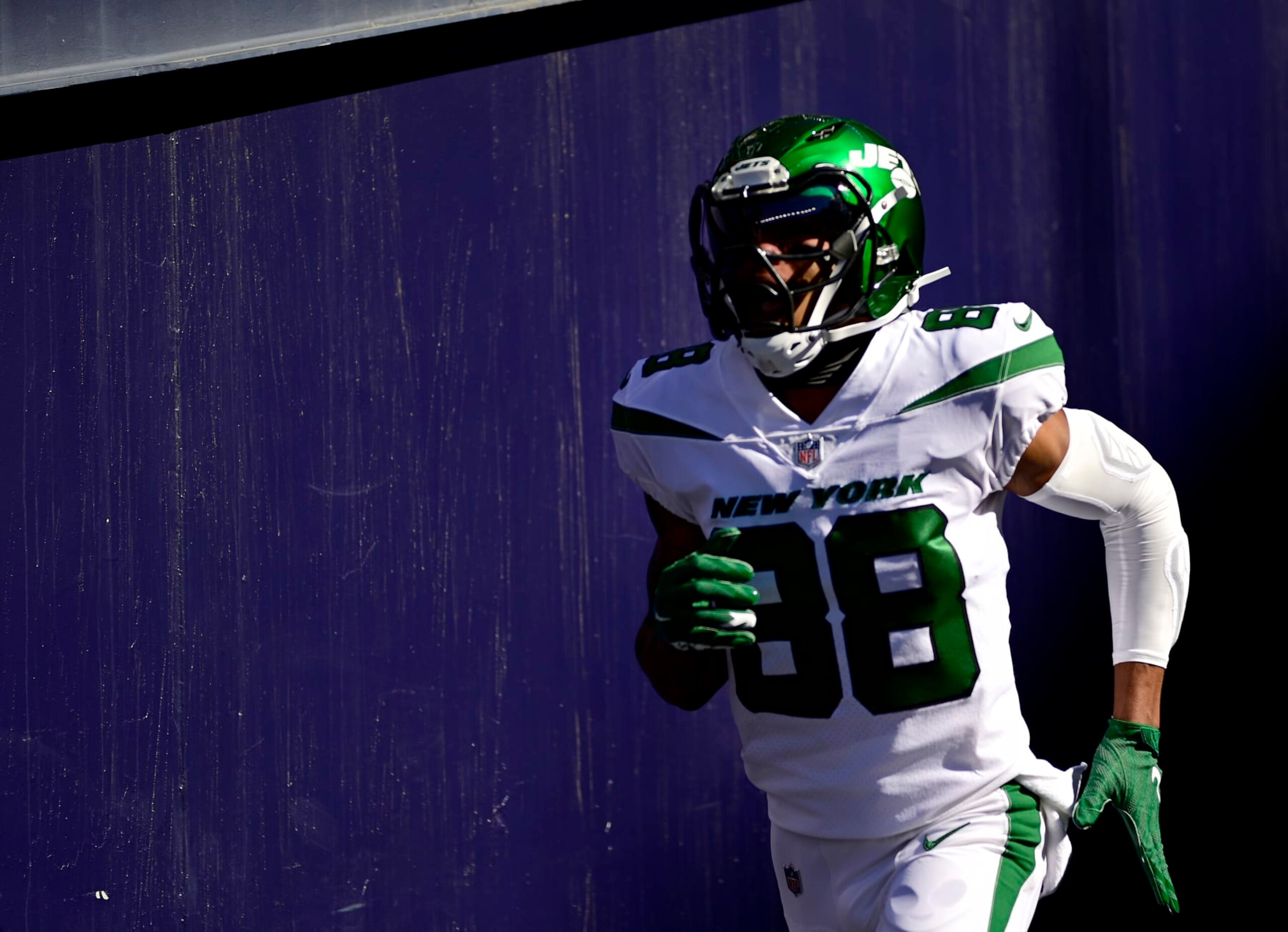 FOXBOROUGH, MASSACHUSETTS - OCTOBER 24: Keelan Cole #88 of the New York Jets takes the field before the game against the New England Patriots at Gillette Stadium on October 24, 2021 in Foxborough, Massachusetts. (Photo by Maddie Malhotra/Getty Images)