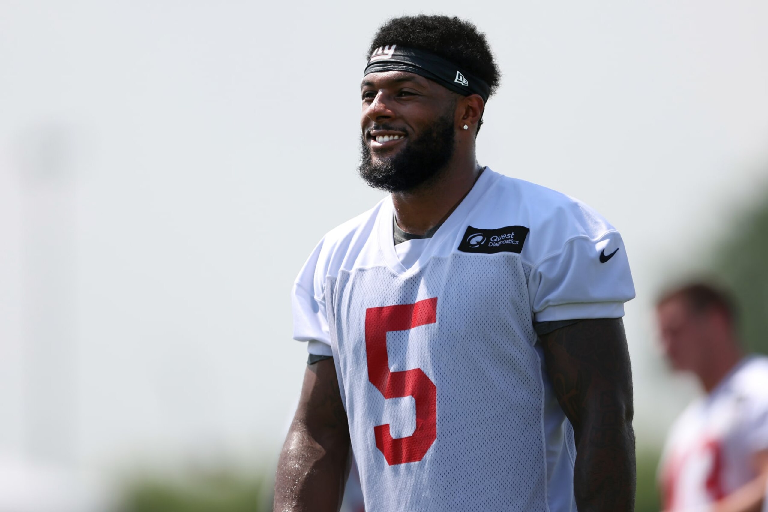 EAST RUTHERFORD, NJ - JULY 28: Linebacker Kayvon Thibodeaux #5 of the New York Giants during training camp at Quest Diagnostics Training Center on July 28, 2022 in East Rutherford, New Jersey. (Photo by Rich Schultz/Getty Images)