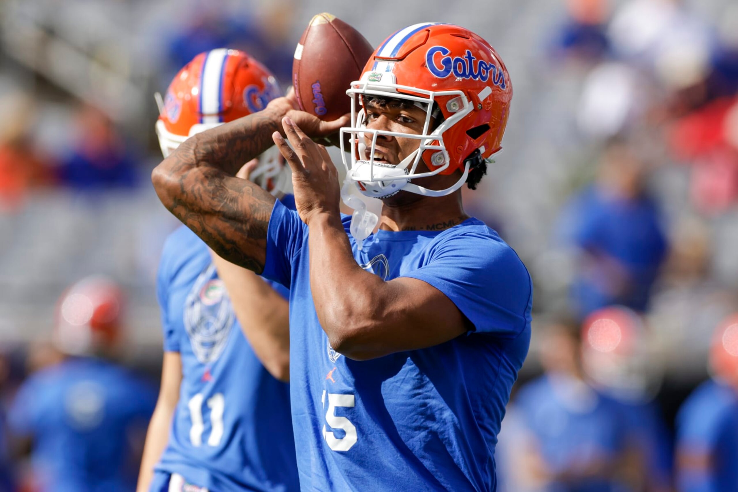 JACKSONVILLE, FL - OCTOBER 30: Florida Gators quarterback Anthony Richardson (15) during the game between the Georgia Bulldogs and the Florida Gators on October 30, 2021 at TIAA Bank Field in Jacksonville, Fl. (Photo by David Rosenblum/Icon Sportswire via Getty Images)