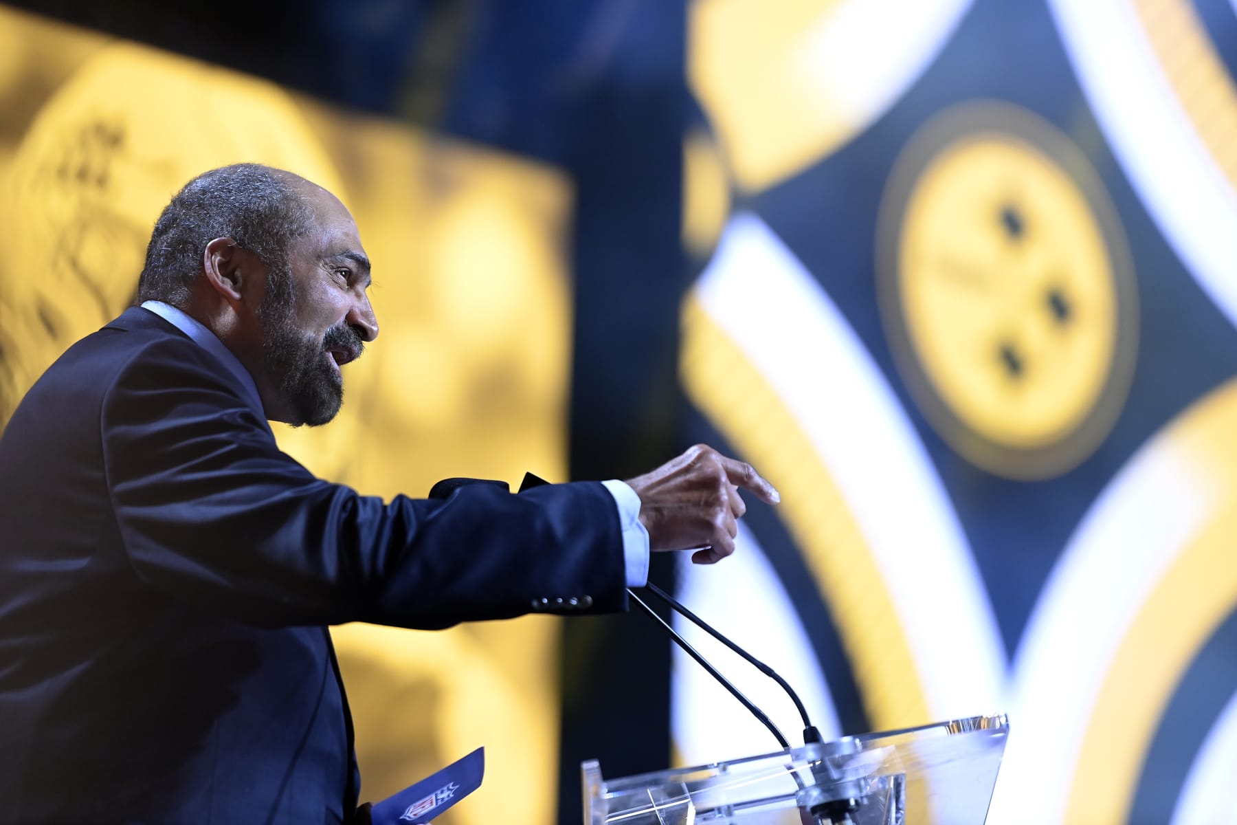 LAS VEGAS, NEVADA - APRIL 28: Hall of Famer Franco Harris speaks during round one of the 2022 NFL Draft on April 28, 2022 in Las Vegas, Nevada. (Photo by David Becker/Getty Images)
