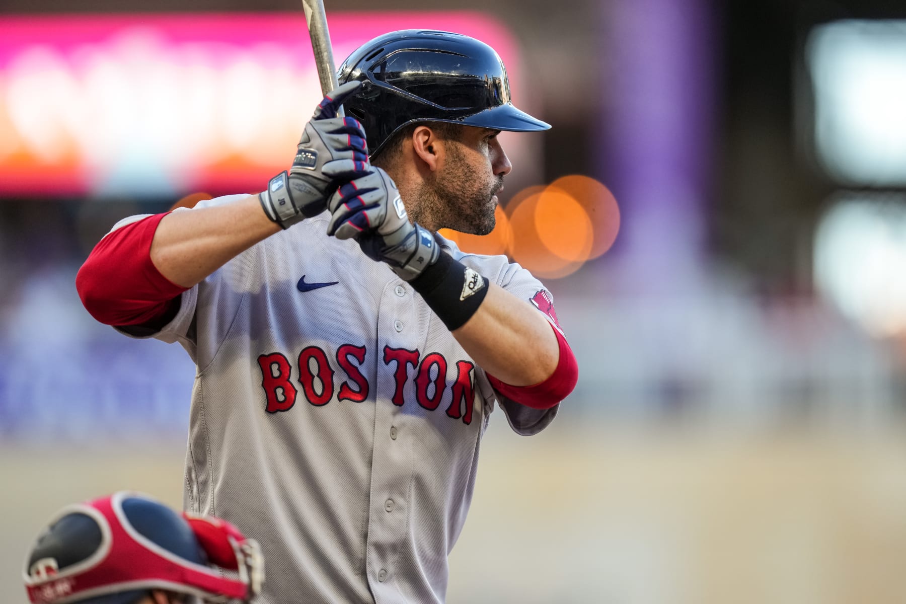MINNEAPOLIS, MN - AUGUST 31: J.D. Martinez #28 of the Boston Red Sox bats against the Minnesota Twins on August 31, 2022 at Target Field in Minneapolis, Minnesota. (Photo by Brace Hemmelgarn/Minnesota Twins/Getty Images)