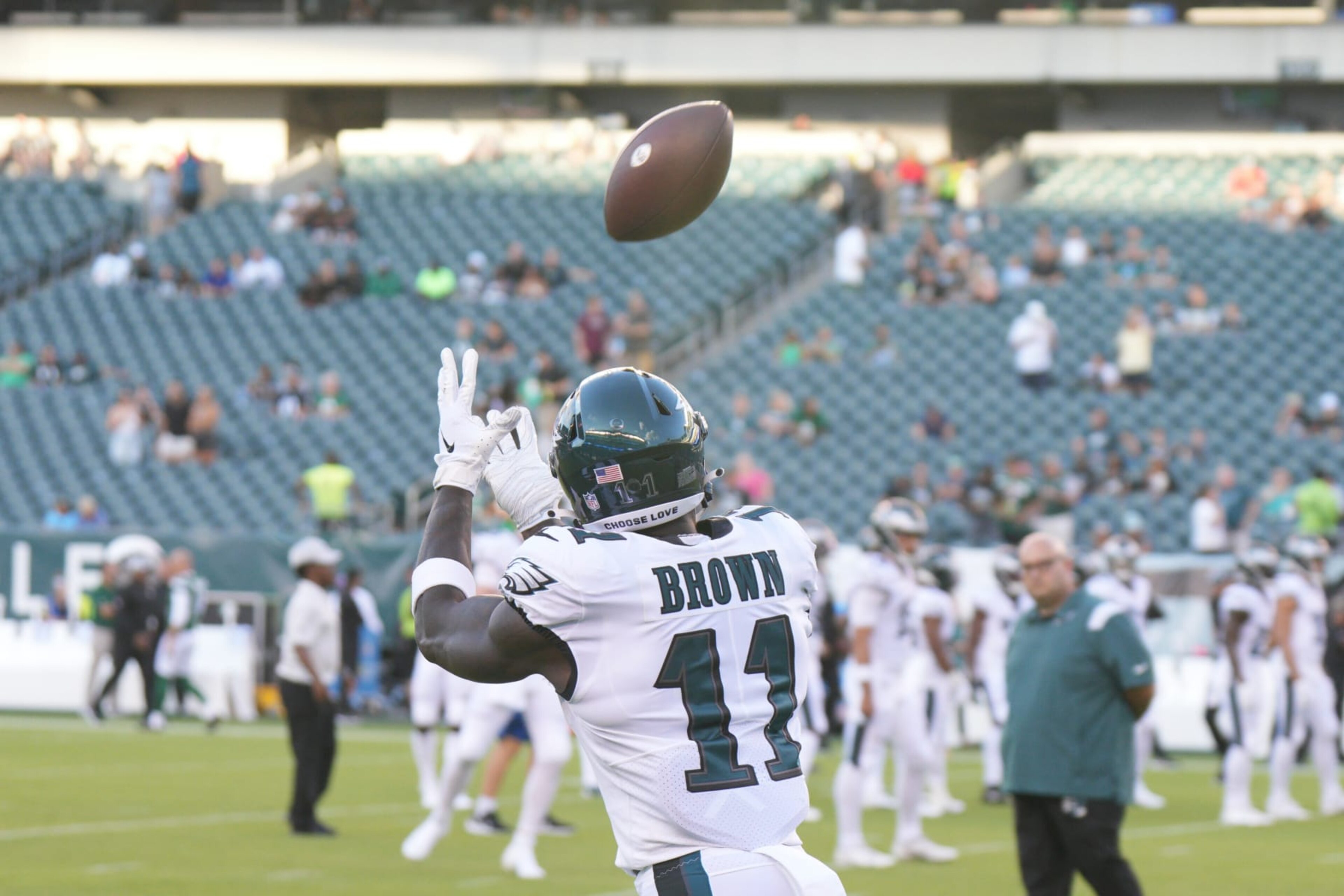 PHILADELPHIA, PA - AUGUST 12: Philadelphia Eagles wide receiver AJ Brown (11) warms up during pre-season game between the New York Jets and the Philadelphia Eagles on August 12, 2022 at Lincoln Financial Field in Philadelphia PA. (Photo by Andy Lewis/Icon Sportswire via Getty Images)