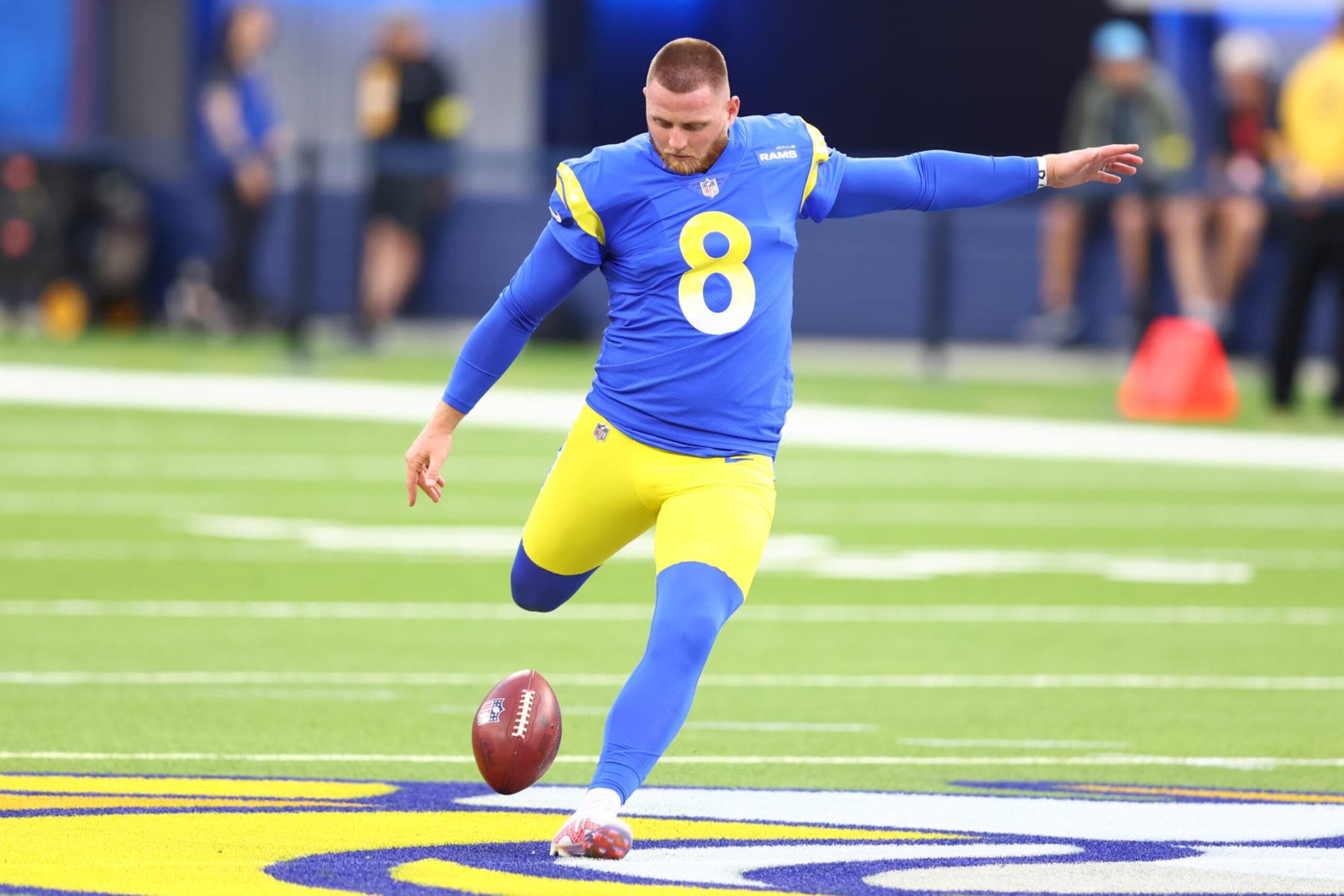 INGLEWOOD, CALIFORNIA - AUGUST 19: Matt Gay #8 of the Los Angeles Rams warms up prior to kickoff of a preseason game against the Houston Texans at SoFi Stadium on August 19, 2022 in Inglewood, California. (Photo by Joe Scarnici/Getty Images)