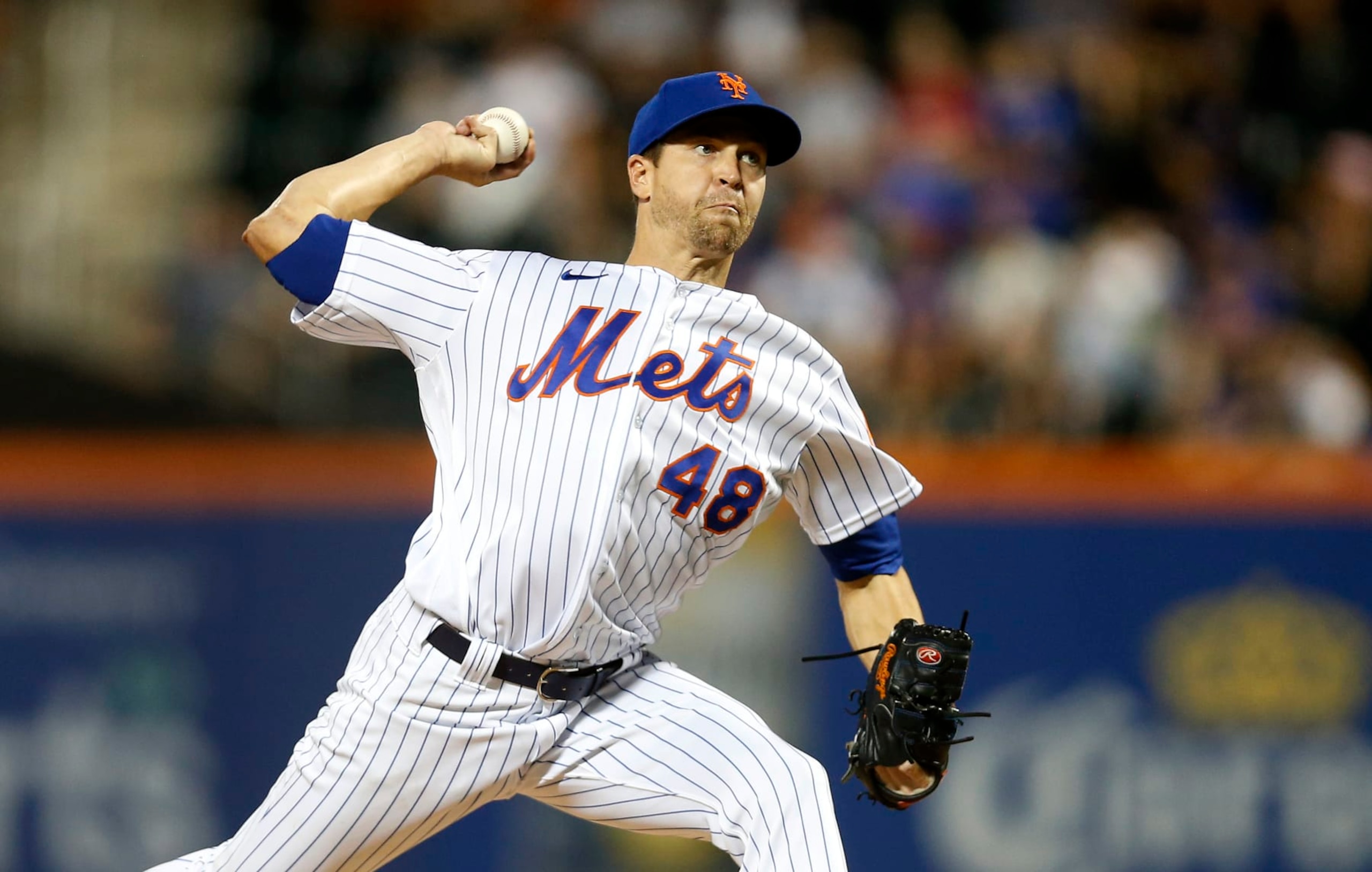 NEW YORK, NEW YORK - AUGUST 31:  Jacob deGrom #48 of the New York Mets pitches during the third inning against the Los Angeles Dodgers at Citi Field on August 31, 2022 in New York City. (Photo by Jim McIsaac/Getty Images)