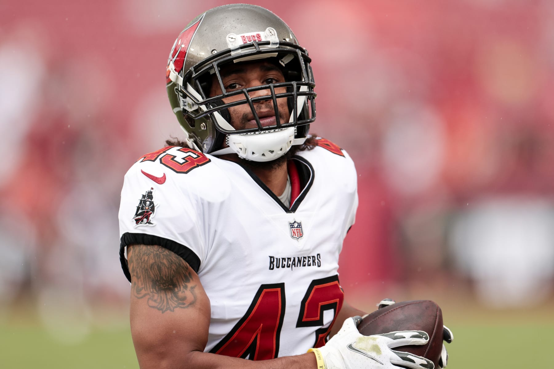 TAMPA, FLORIDA - OCTOBER 24: Ross Cockrell #43 of the Tampa Bay Buccaneers warms up prior to the game against the Chicago Bears at Raymond James Stadium on October 24, 2021 in Tampa, Florida. (Photo by Douglas P. DeFelice/Getty Images)
