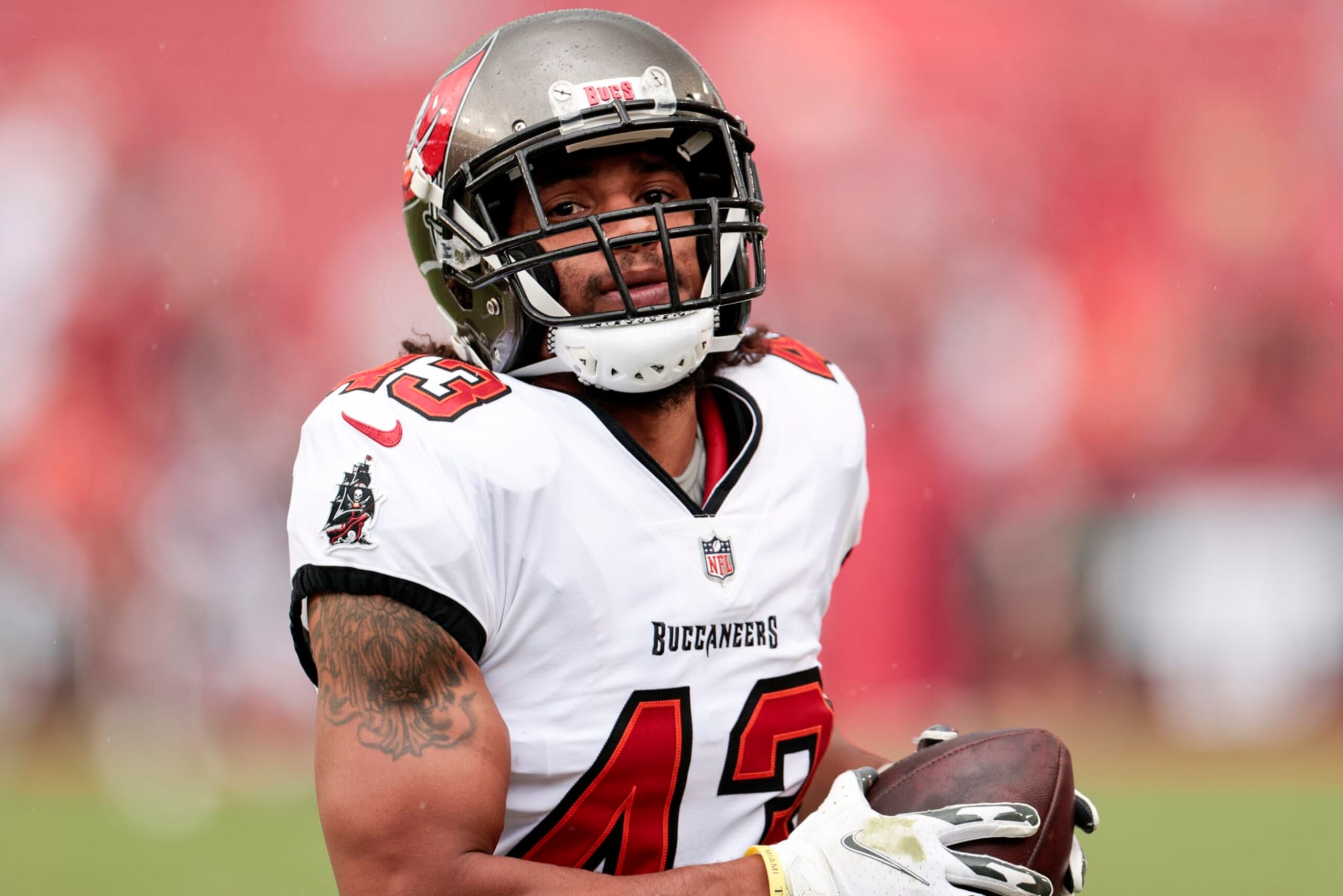 TAMPA, FLORIDA - OCTOBER 24: Ross Cockrell #43 of the Tampa Bay Buccaneers warms up prior to the game against the Chicago Bears at Raymond James Stadium on October 24, 2021 in Tampa, Florida. (Photo by Douglas P. DeFelice/Getty Images)