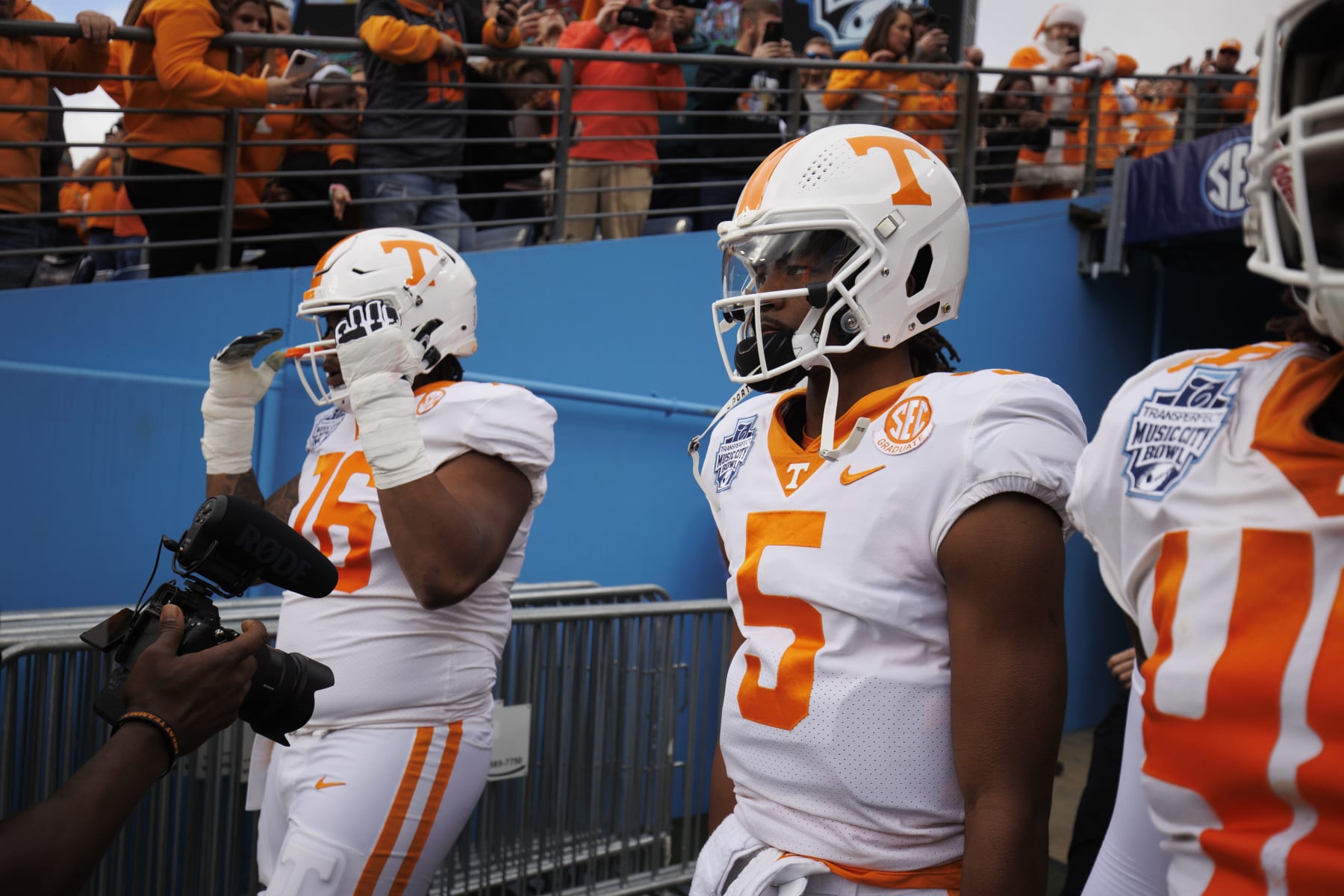 NASHVILLE, TN - DECEMBER 30:  Hendon Hooker #5 of the Tennessee Volunteers walks out of the tunnel before the TransPerfect Music City Bowl against the Purdue Boilermakers at Nissan Stadium on December 30, 2021 in Nashville, Tennessee. Purdue defeats Tennessee 48-45 in overtime. (Photo by Brett Carlsen/Getty Images)