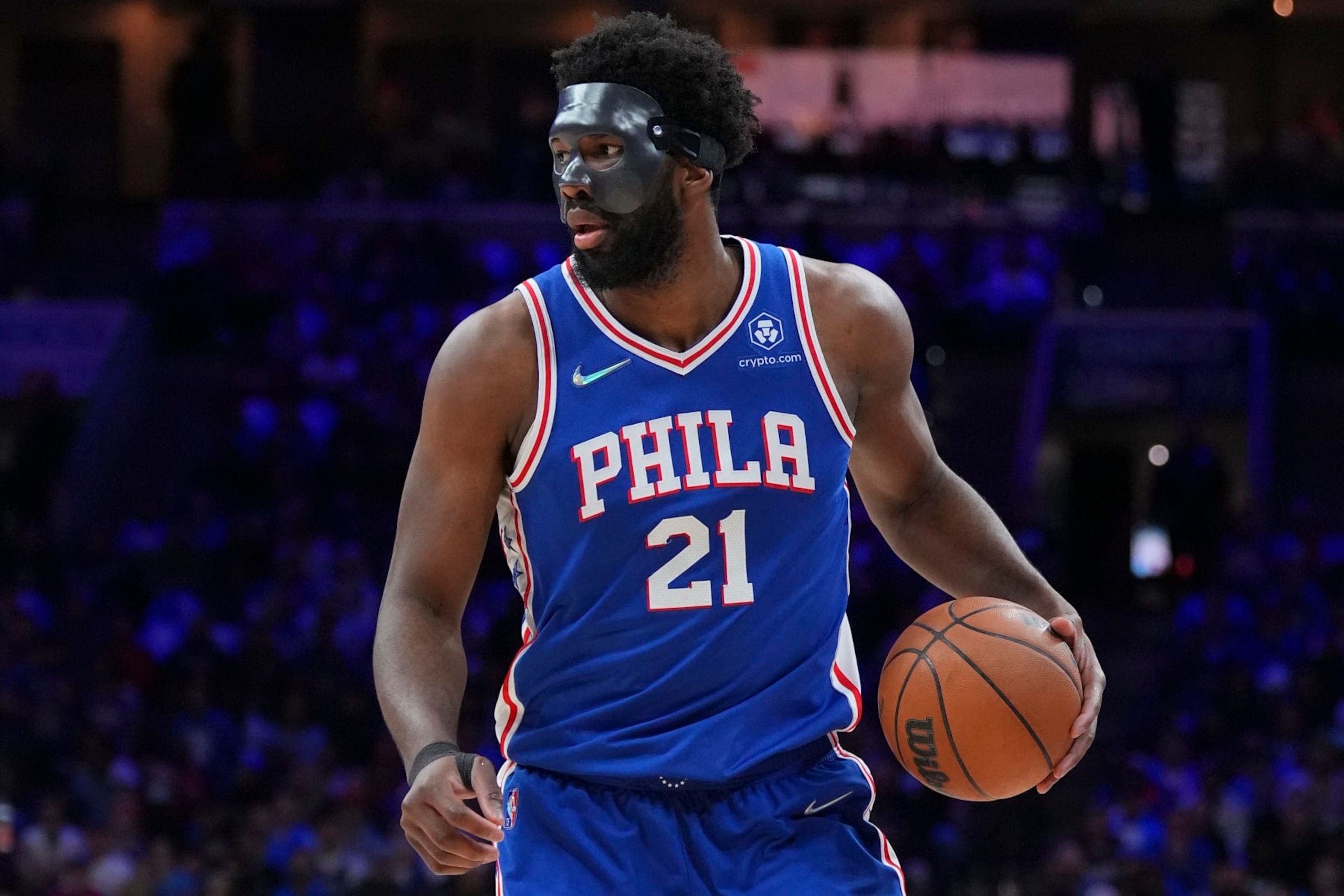 PHILADELPHIA, PA - MAY 06: Joel Embiid #21 of the Philadelphia 76ers dribbles the ball against the Miami Heat during Game Three of the 2022 NBA Playoffs Eastern Conference Semifinals at the Wells Fargo Center on May 6, 2022 in Philadelphia, Pennsylvania. The 76ers defeated the Heat 99-79. NOTE TO USER: User expressly acknowledges and agrees that, by downloading and or using this photograph, User is consenting to the terms and conditions of the Getty Images License Agreement. (Photo by Mitchell Leff/Getty Images) PHILADELPHIA, PA - MAY 06: Joel Embiid #21 of the Philadelphia 76ers dribbles the ball against the Miami Heat during Game Three of the 2022 NBA Playoffs Eastern Conference Semifinals at the Wells Fargo Center on May 6, 2022 in Philadelphia, Pennsylvania. The 76ers defeated the Heat 99-79. NOTE TO USER: User expressly acknowledges and agrees that, by downloading and or using this photograph, User is consenting to the terms and conditions of the Getty Images License Agreement. (Photo by Mitchell Leff/Getty Images)