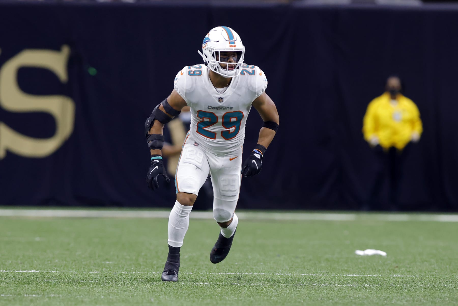 Miami Dolphins safety Brandon Jones (29) in action during an NFL football game against the New Orleans Saints, Monday, Dec. 27, 2021, in New Orleans. (AP Photo/Tyler Kaufman)