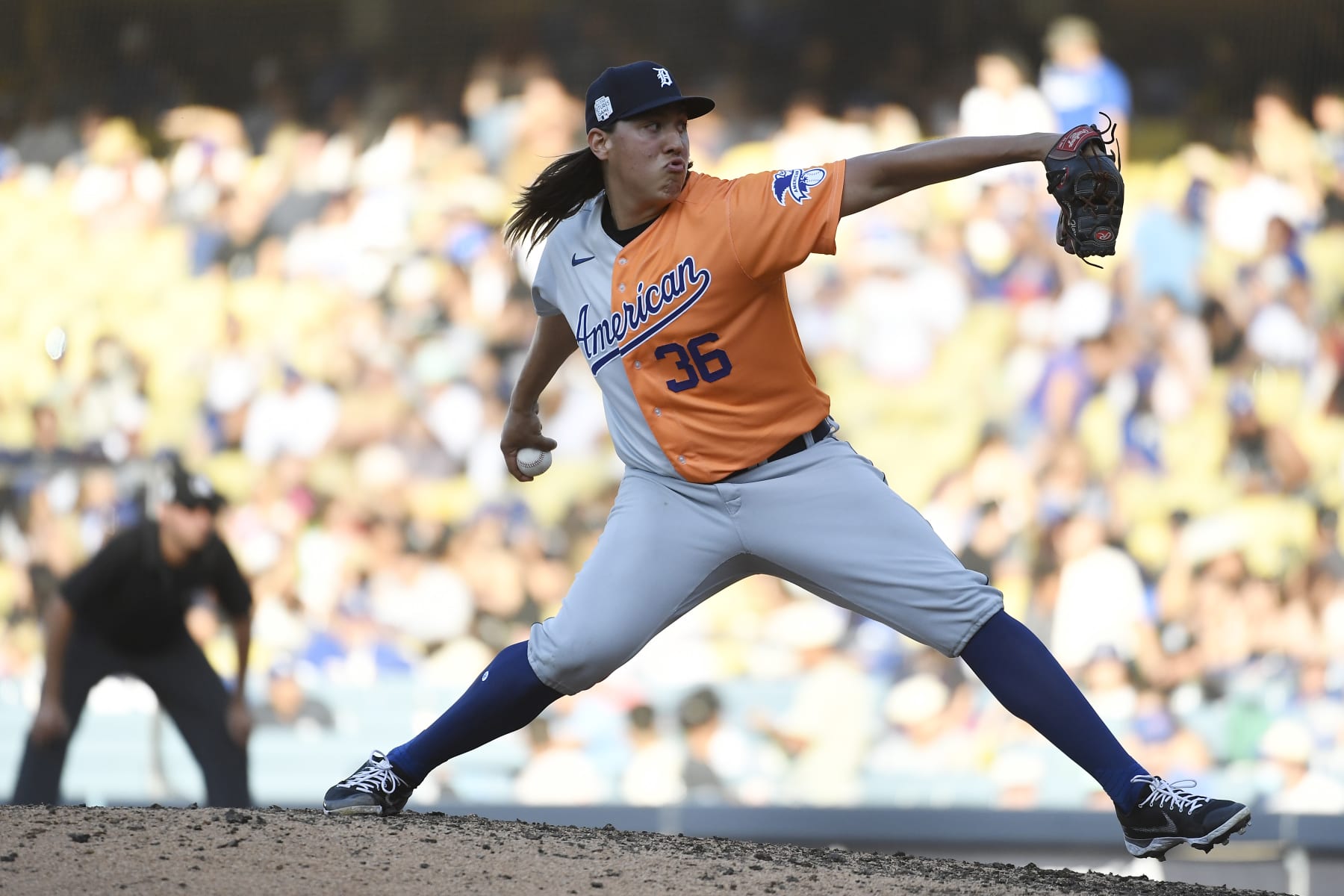 LOS ANGELES, CALIFORNIA - JULY 16: Wilmer Flores #36 of the American League pitches during the SiriusXM All-Star Futures Game against the National League at Dodger Stadium on July 16, 2022 in Los Angeles, California. (Photo by Kevork Djansezian/Getty Images)
