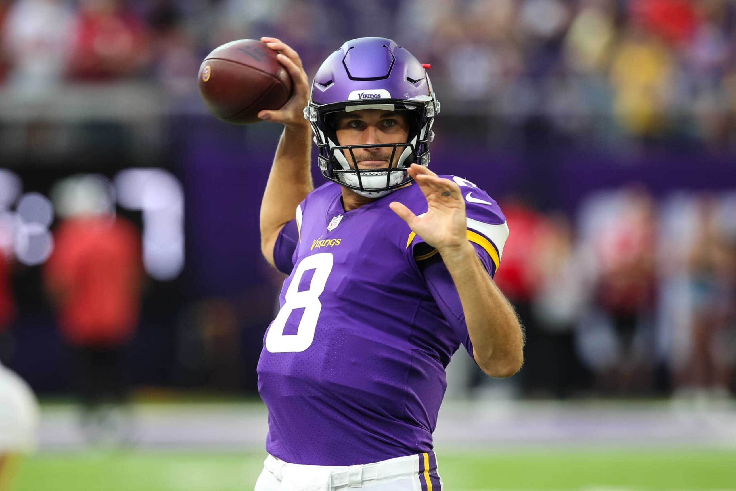 MINNEAPOLIS, MN - AUGUST 20: Kirk Cousins #8 of the Minnesota Vikings warms up before the start of a preseason game against the San Francisco 49ers at U.S. Bank Stadium on August 20, 2022 in Minneapolis, Minnesota. (Photo by David Berding/Getty Images)
