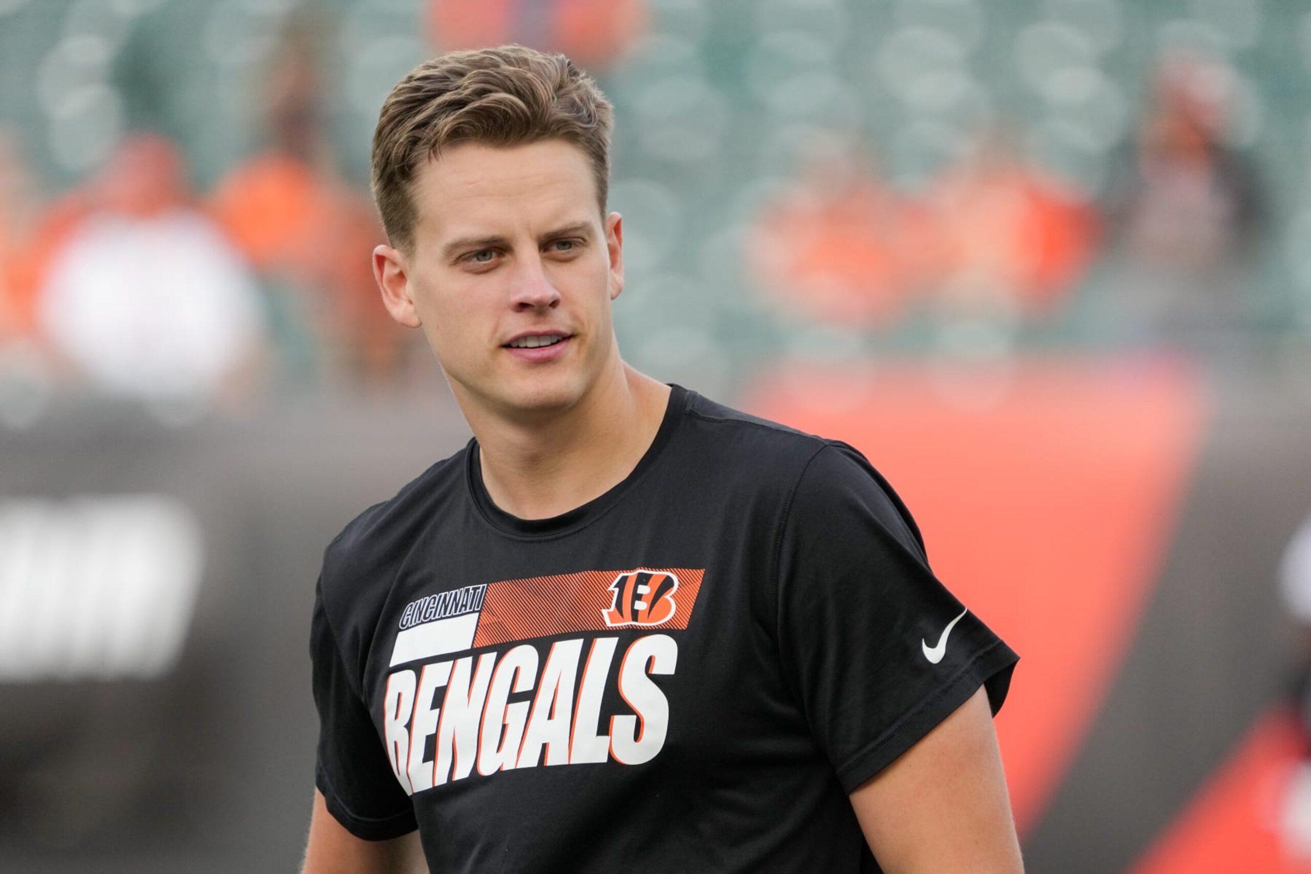 CINCINNATI, OHIO - AUGUST 12: Joe Burrow #9 of the Cincinnati Bengals warms up before a preseason game against the Arizona Cardinals at Paycor Stadium on August 12, 2022 in Cincinnati, Ohio. (Photo by Dylan Buell/Getty Images)