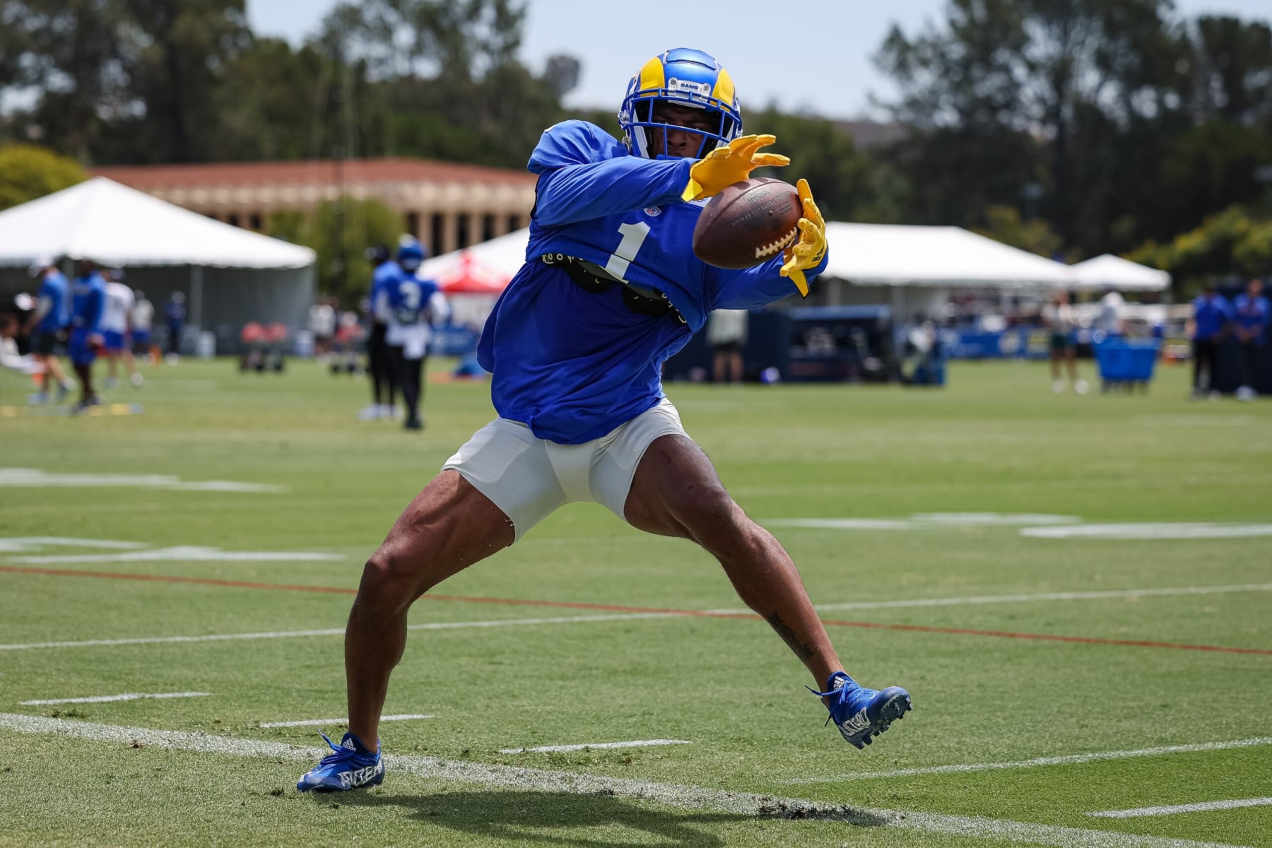 IRVINE, CA - JULY 29: Allen Robinson II #1 of the Los Angeles Rams catches a pass during training camp at University of California Irvine on July 29, 2022 in Irvine, California. (Photo by Scott Taetsch/Getty Images)