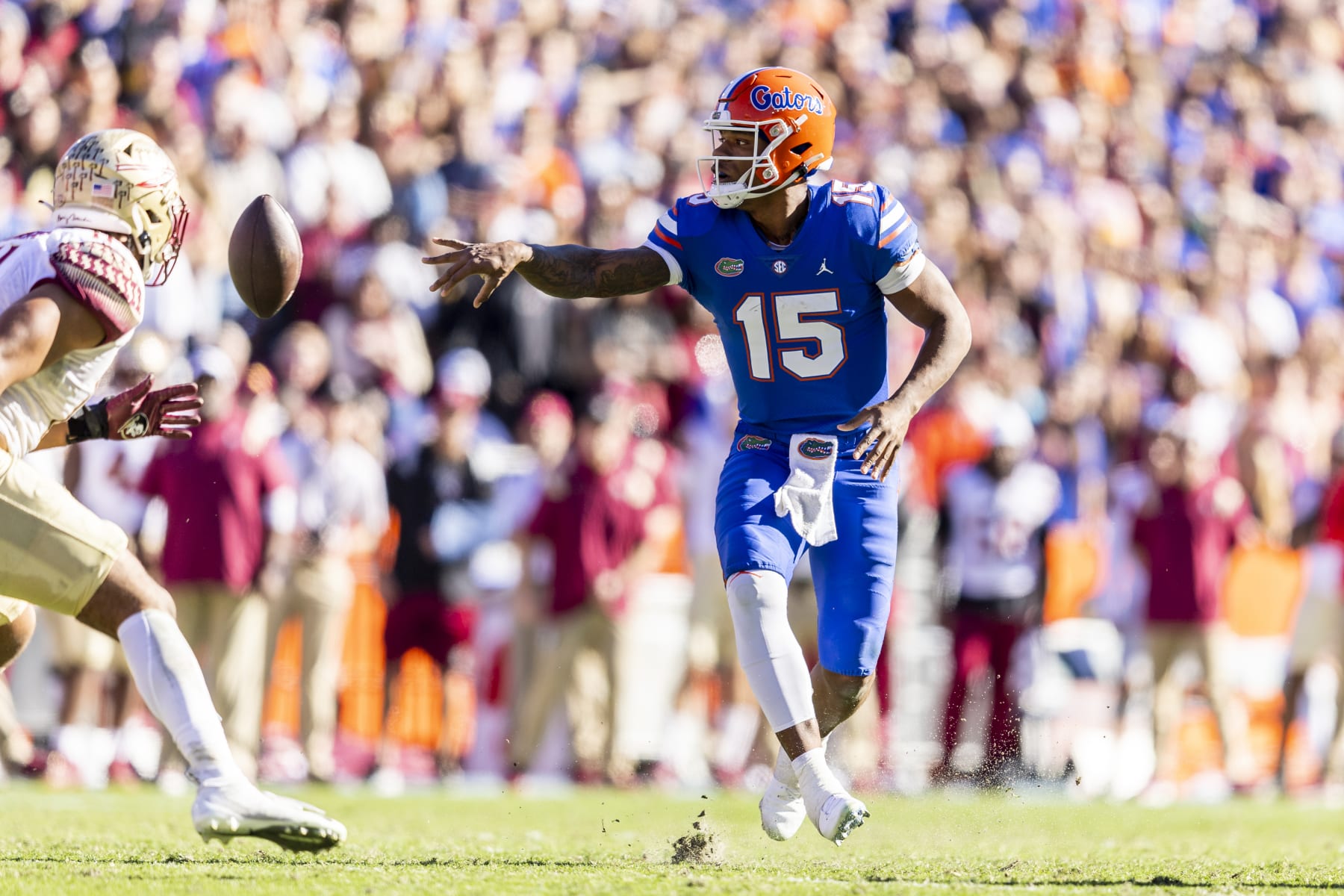GAINESVILLE, FLORIDA - NOVEMBER 27: Anthony Richardson #15 of the Florida Gators passes the ball against the Florida State Seminoles during the third quarter of a game at Ben Hill Griffin Stadium on November 27, 2021 in Gainesville, Florida. (Photo by James Gilbert/Getty Images)