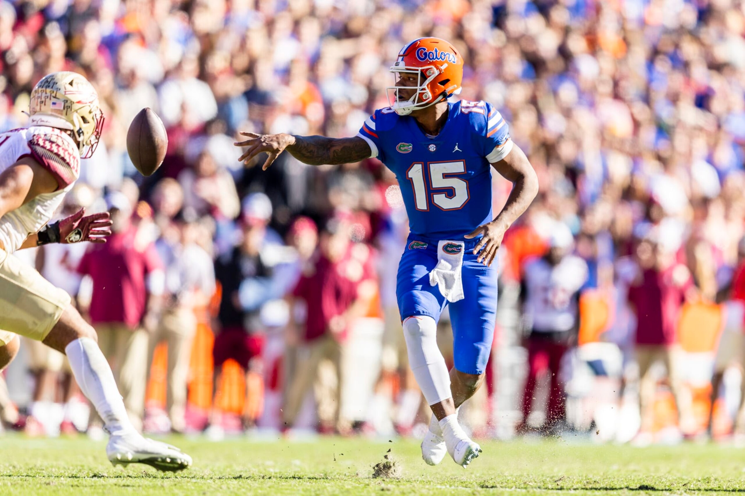 GAINESVILLE, FLORIDA - NOVEMBER 27: Anthony Richardson #15 of the Florida Gators passes the ball against the Florida State Seminoles during the third quarter of a game at Ben Hill Griffin Stadium on November 27, 2021 in Gainesville, Florida. (Photo by James Gilbert/Getty Images)