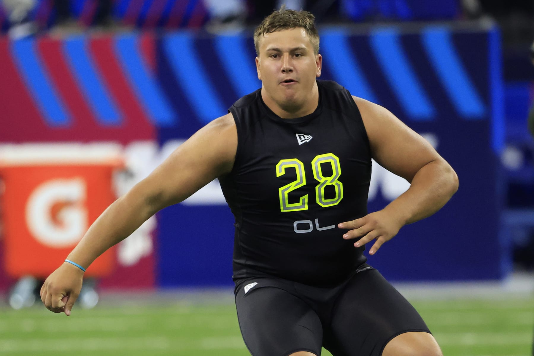 INDIANAPOLIS, INDIANA - MARCH 04: Alec Lindstrom #OL28 of the Boston College runs a drill during the NFL Combine at Lucas Oil Stadium on March 04, 2022 in Indianapolis, Indiana. (Photo by Justin Casterline/Getty Images)