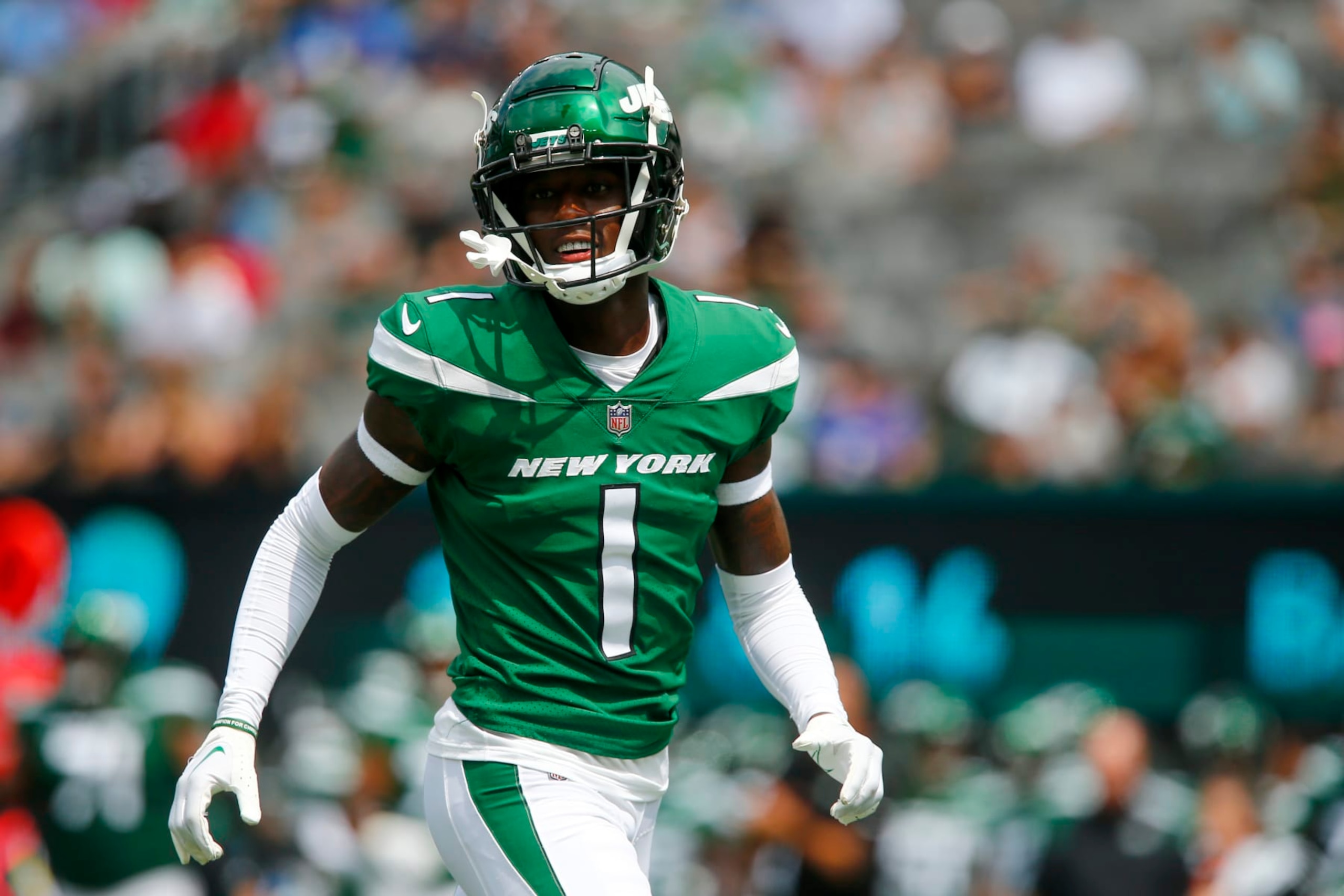 New York Jets cornerback Sauce Gardner (1) runs on a play in the first half of a preseason NFL football game against the New York Giants, Sunday, Aug. 28, 2022, in East Rutherford, N.J. (AP Photo/John Munson)