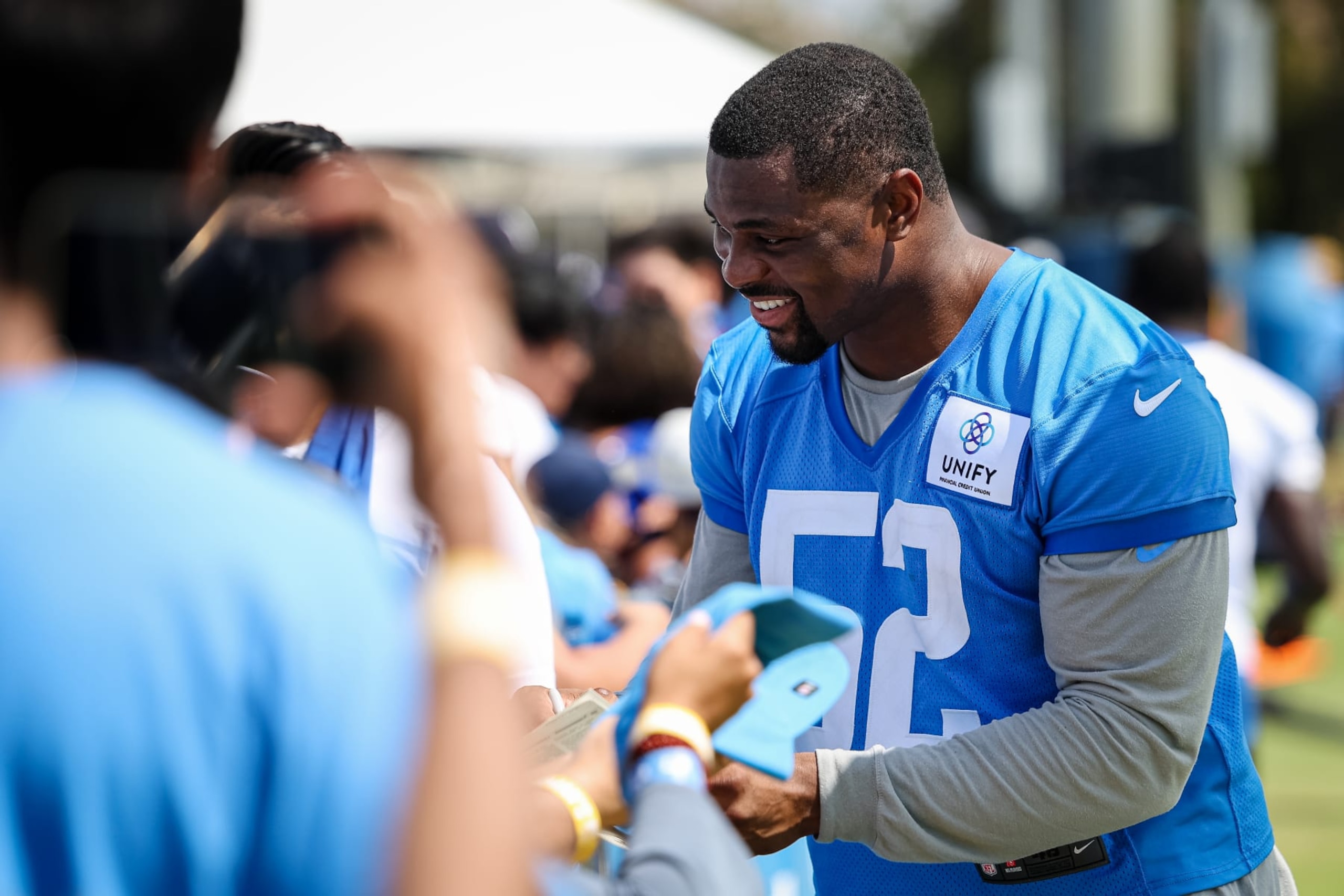 COSTA MESA, CA - JULY 27: Khalil Mack #52 of the Los Angeles Chargers interacts with fans during training camp at Jack Hammett Sports Complex on July 27, 2022 in Costa Mesa, California. (Photo by Scott Taetsch/Getty Images)