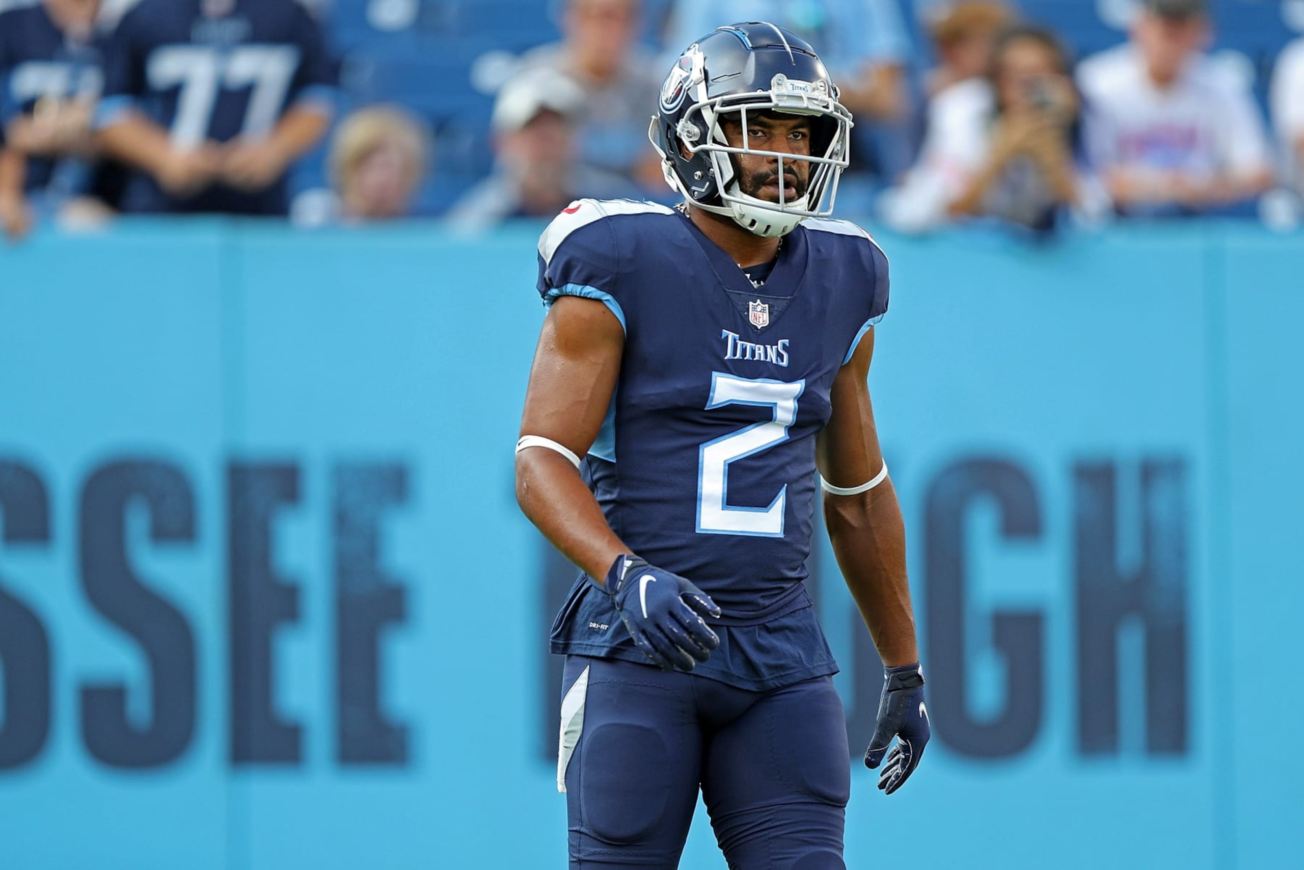 NASHVILLE, TENNESSEE - AUGUST 27: Robert Woods #2 of the Tennessee Titans warms up before the preseason game against the Arizona Cardinals at Nissan Stadium on August 27, 2022 in Nashville, Tennessee. (Photo by Justin Ford/Getty Images)