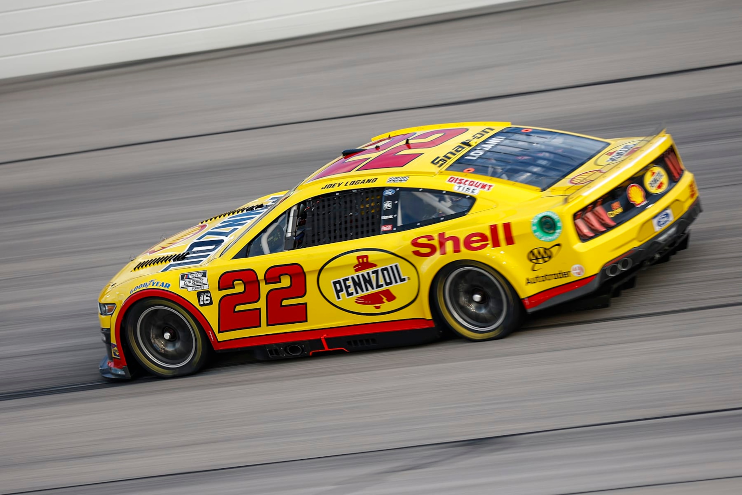 DARLINGTON, SOUTH CAROLINA - SEPTEMBER 04: Joey Logano, driver of the #22 Shell Pennzoil Ford, drives during the NASCAR Cup Series Cook Out Southern 500 at Darlington Raceway on September 04, 2022 in Darlington, South Carolina. (Photo by Jared C. Tilton/Getty Images)