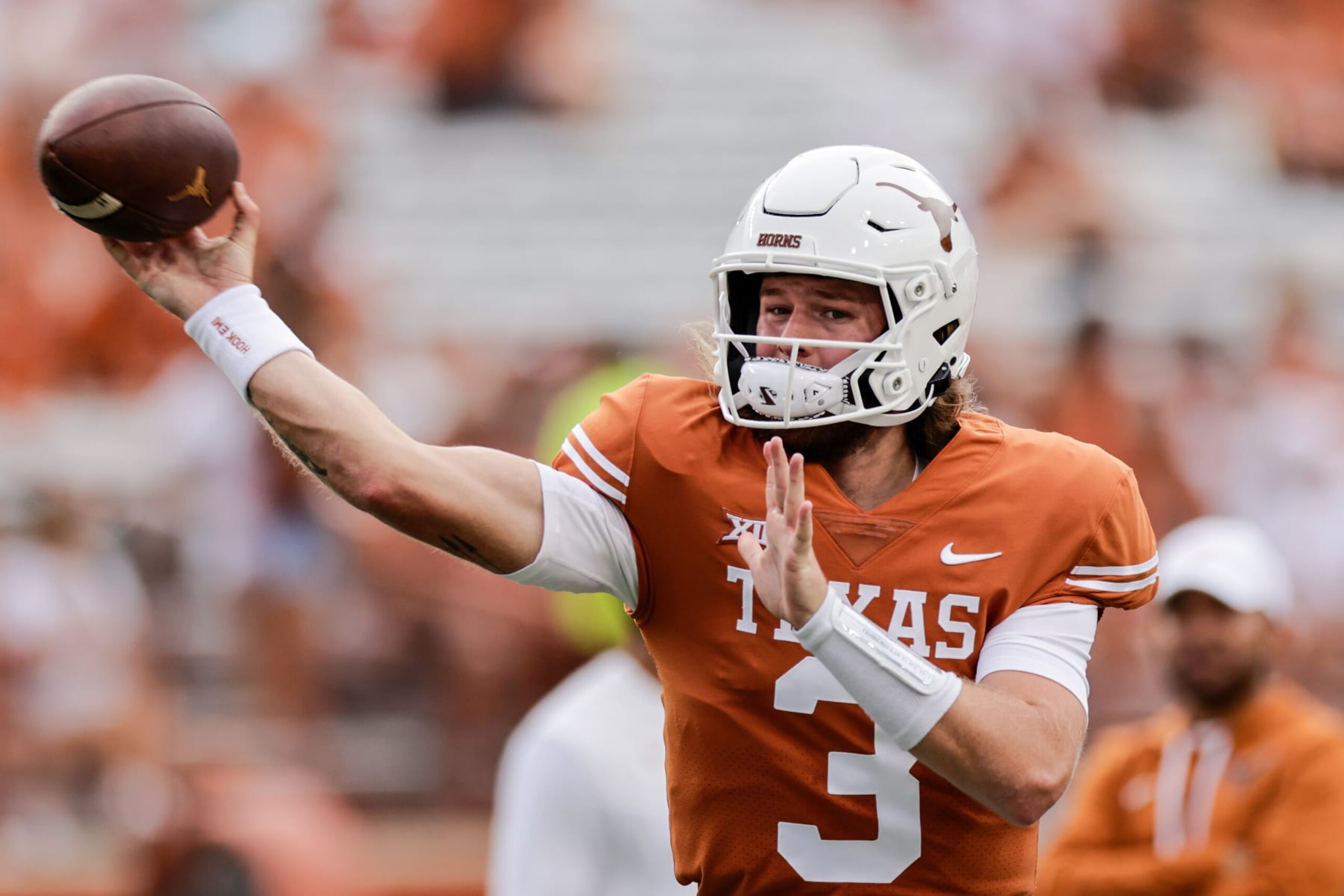 AUSTIN, TEXAS - SEPTEMBER 03: Quinn Ewers #3 of the Texas Longhorns warms up before the game against the Louisiana Monroe Warhawks at Darrell K Royal-Texas Memorial Stadium on September 03, 2022 in Austin, Texas. (Photo by Tim Warner/Getty Images)