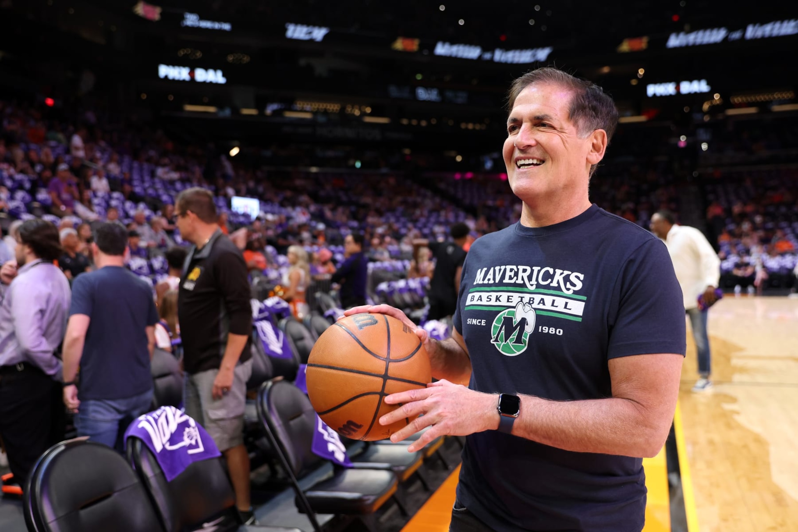 PHOENIX, ARIZONA - MAY 15: Dallas Mavericks owner Mark Cuban reacts before Game Seven of the 2022 NBA Playoffs Western Conference Semifinals between the Dallas Mavericks and the Phoenix Suns at Footprint Center on May 15, 2022 in Phoenix, Arizona. NOTE TO USER: User expressly acknowledges and agrees that, by downloading and/or using this photograph, User is consenting to the terms and conditions of the Getty Images License Agreement. (Photo by Christian Petersen/Getty Images)