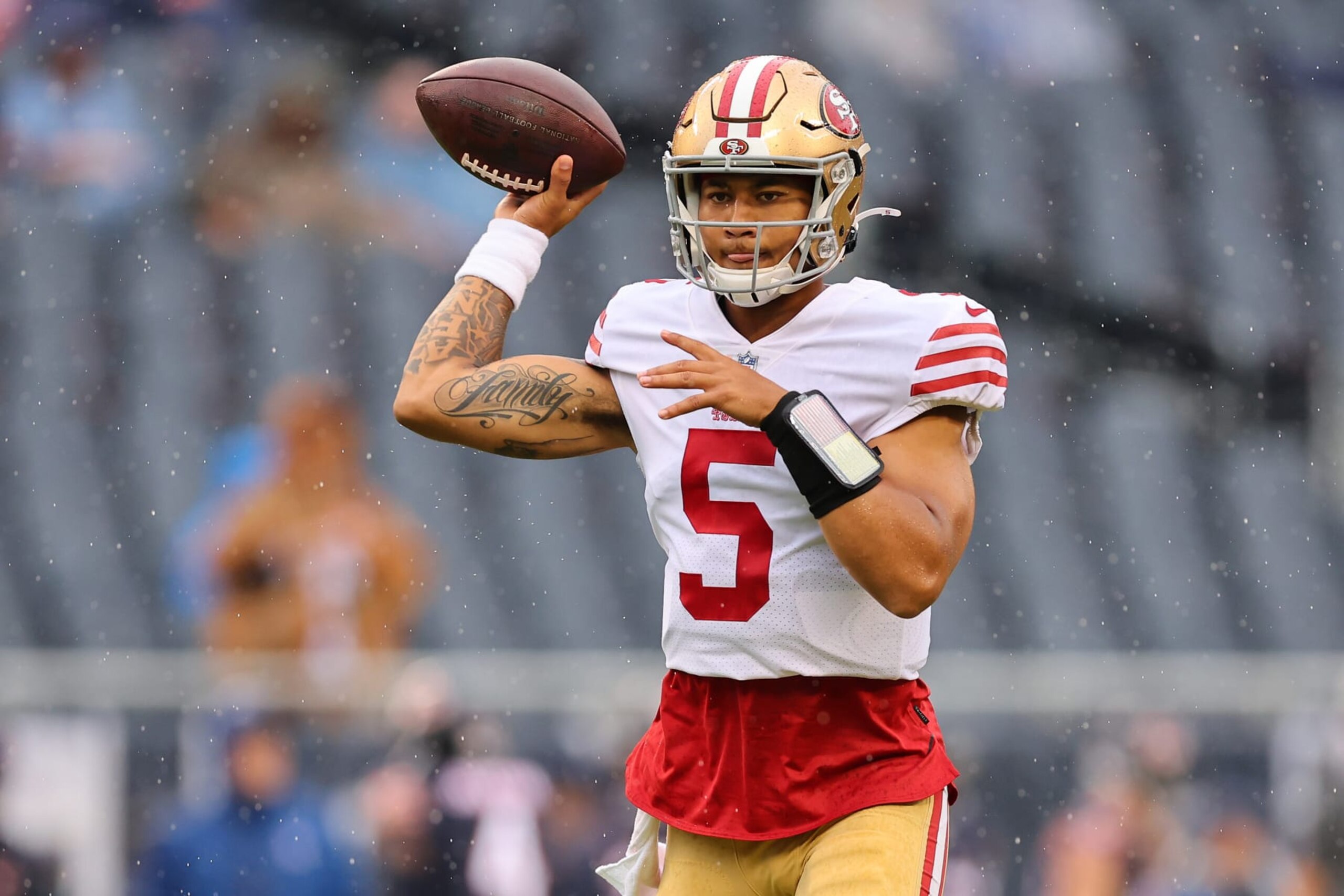 CHICAGO, ILLINOIS - SEPTEMBER 11: Trey Lance #5 of the San Francisco 49ers warms up before the game against the Chicago Bears at Soldier Field on September 11, 2022 in Chicago, Illinois. (Photo by Michael Reaves/Getty Images)