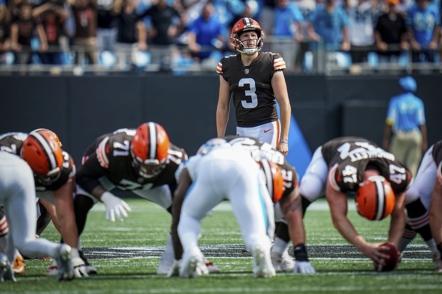 Cleveland Browns place kicker Cade York (3) looks to the goal as he prepares for a last play 58-yard field goal attempt during an NFL football game against the Carolina Panthers on Sunday, Sept. 11, 2022, in Charlotte, N.C. York successfully completed the field goal for the Browns 26-24 win. (AP Photo/Rusty Jones)