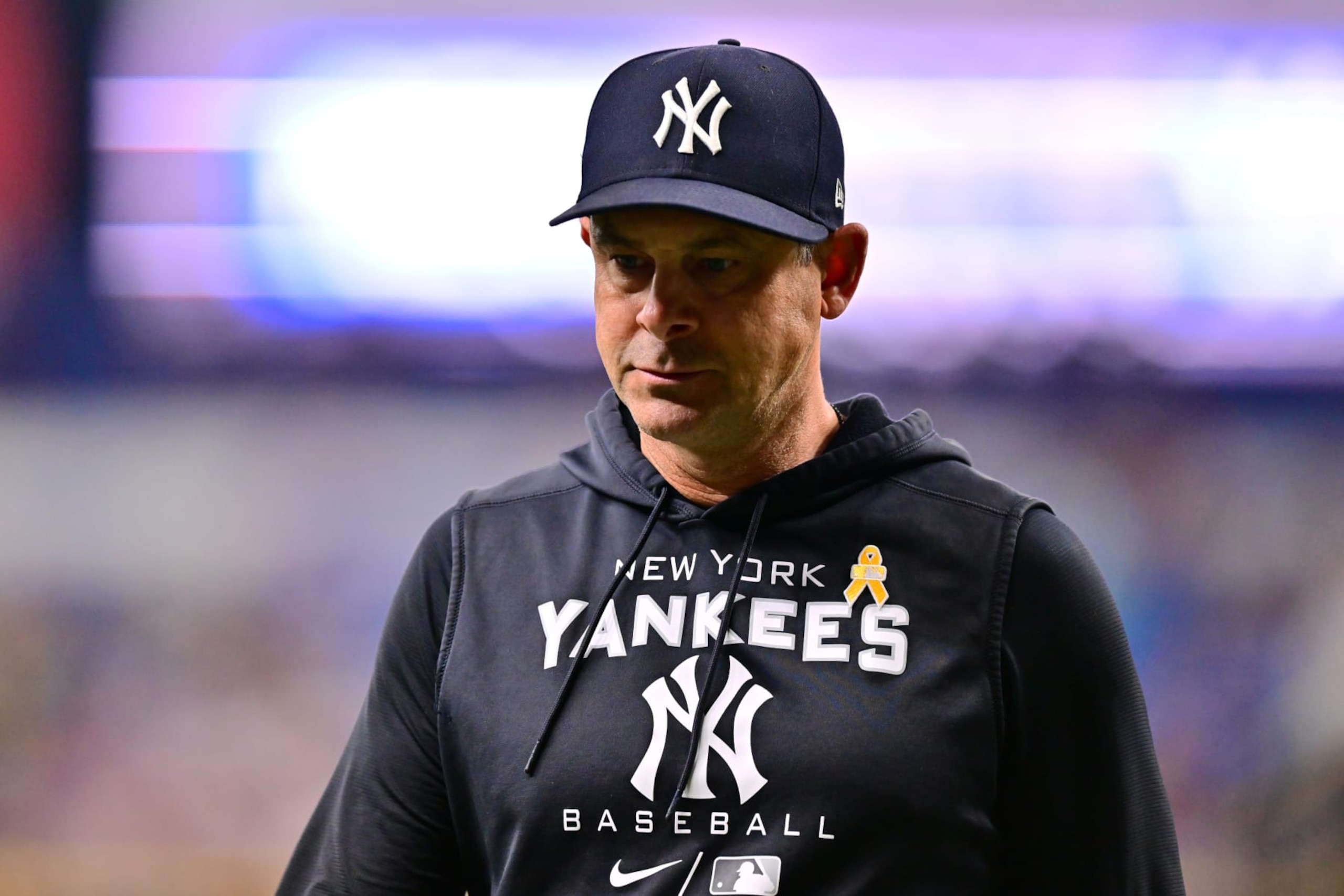 ST PETERSBURG, FLORIDA - SEPTEMBER 02: Manager Aaron Boone #17 of the New York Yankees looks on during a game against the Tampa Bay Rays at Tropicana Field on September 02, 2022 in St Petersburg, Florida. (Photo by Julio Aguilar/Getty Images) ST PETERSBURG, FLORIDA - SEPTEMBER 02: Manager Aaron Boone #17 of the New York Yankees looks on during a game against the Tampa Bay Rays at Tropicana Field on September 02, 2022 in St Petersburg, Florida. (Photo by Julio Aguilar/Getty Images)