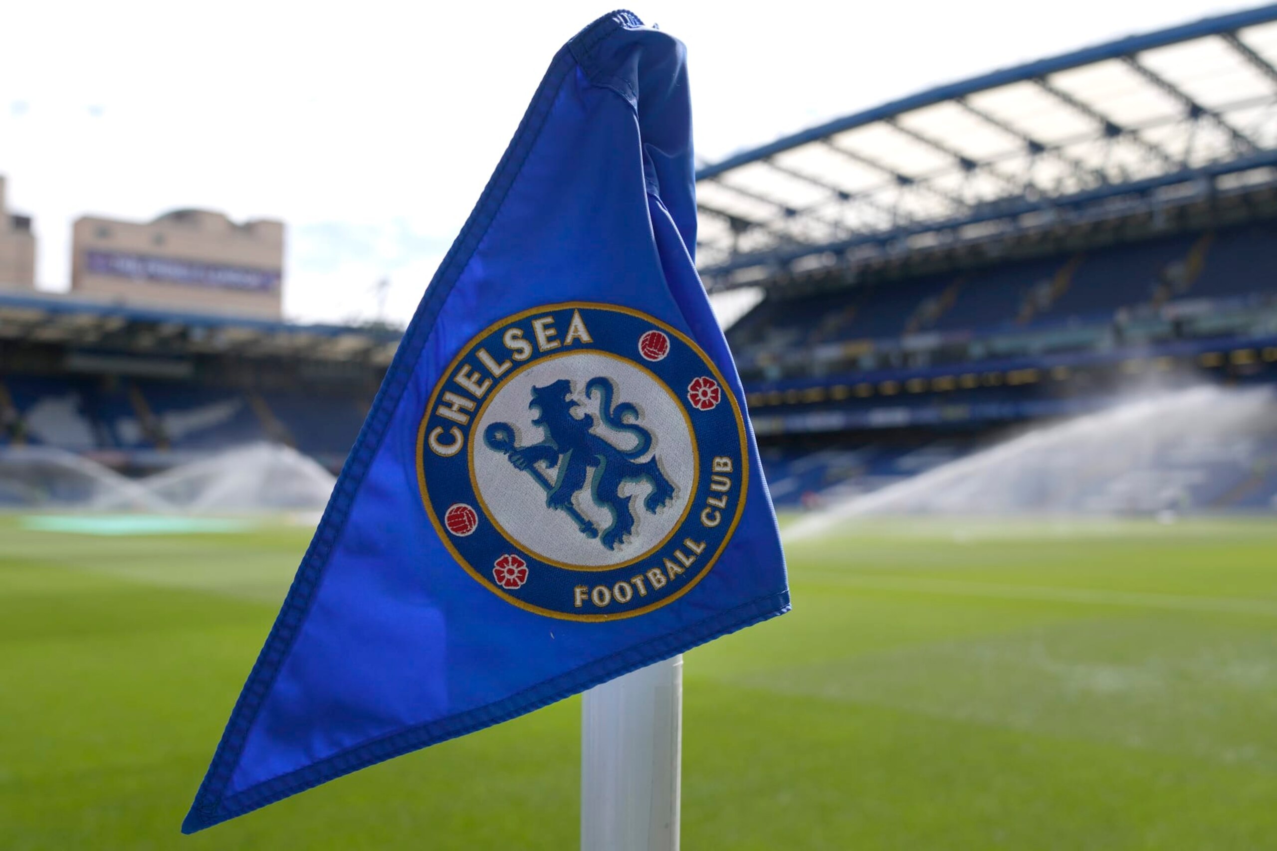 The corner flag with the Chelsea Football club logo is seen before the English Premier League soccer match between Chelsea and Watford at Stamford Bridge stadium in London, Sunday, May 22, 2022.(AP Photo/Alastair Grant)