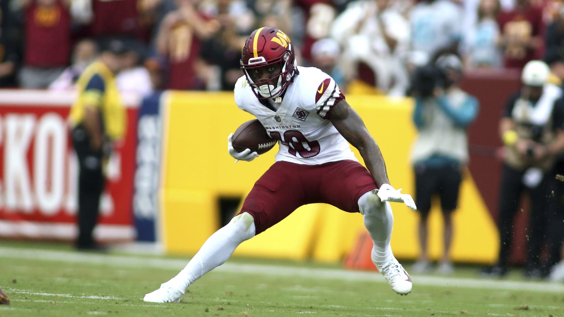 Washington Commanders wide receiver Curtis Samuel (10) runs during an NFL football game against the Jacksonville Jaguars, Sunday, Sept. 11, 2022 in Landover. (AP Photo/Daniel Kucin Jr.)