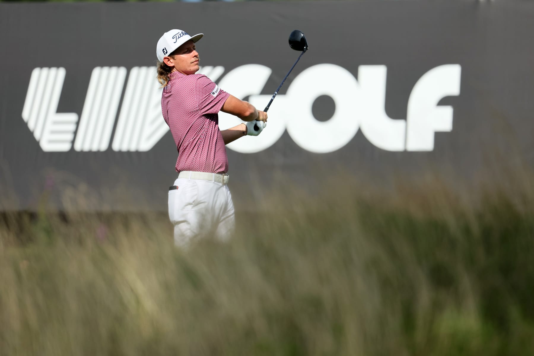 BOLTON, MASSACHUSETTS - SEPTEMBER 04: Cameron Smith of Australia during the final round of the LIV Golf Invitational - Boston at The Oaks golf course at The International on September 04, 2022 in Bolton, Massachusetts. (Photo by Andy Lyons/Getty Images)
