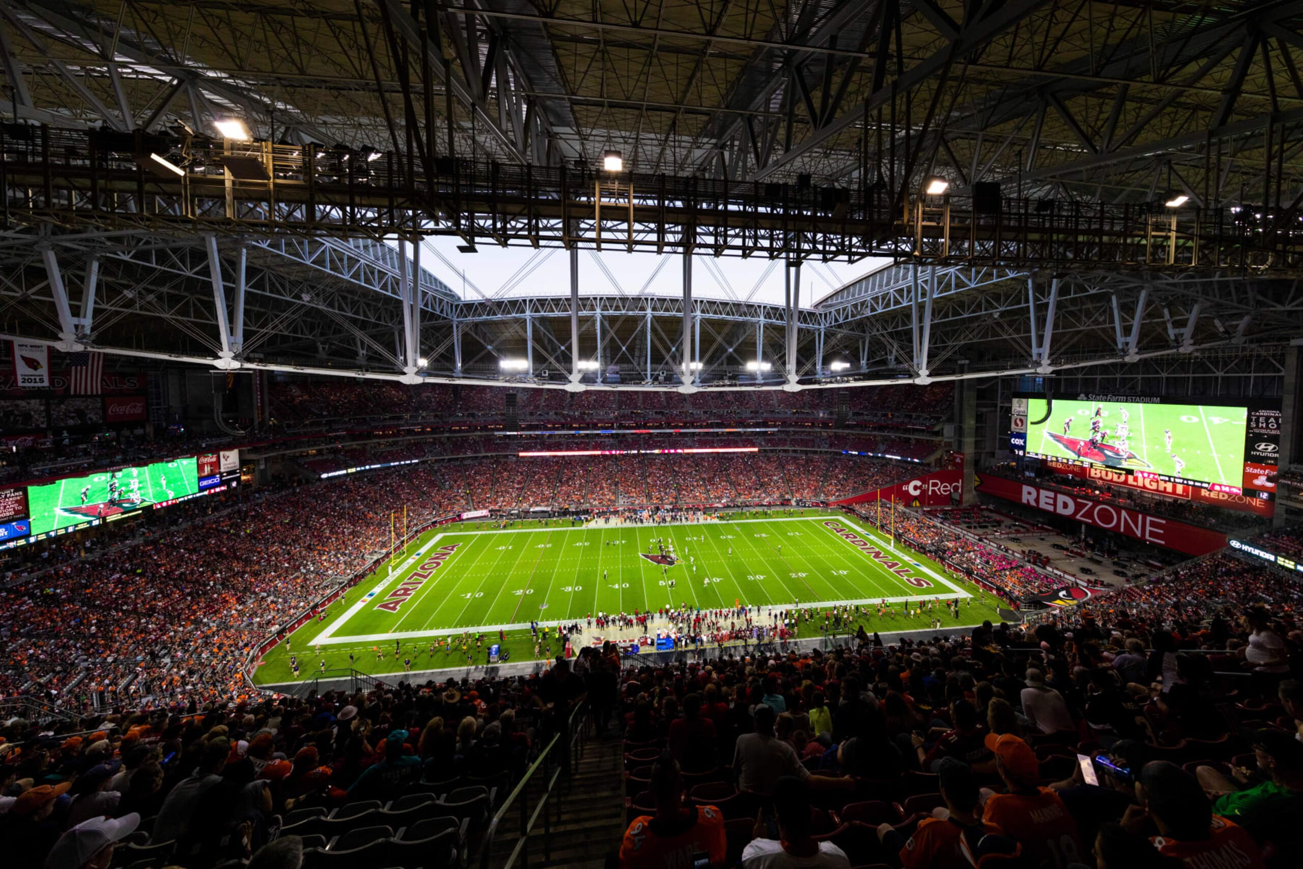 GLENDALE, AZ - OCTOBER 18: General view of the interior of State Farm Stadium from an elevated position during an NFL regular season football game against the Arizona Cardinals at State Farm Stadium on October 18, 2018, in Glendale, AZ. (Photo by Ric Tapia/Icon Sportswire via Getty Images)
