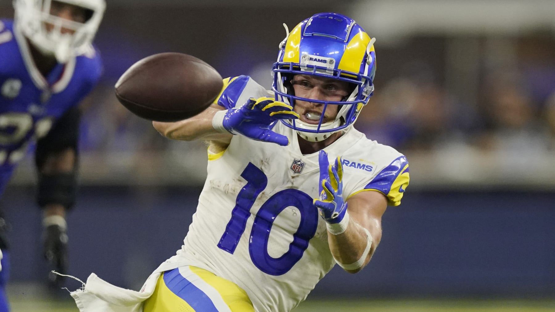 Los Angeles Rams wide receiver Cooper Kupp (10) makes a catch during the second half of an NFL football game against the Buffalo Bills Thursday, Sept. 8, 2022, in Inglewood, Calif. (AP Photo/Mark J. Terrill)