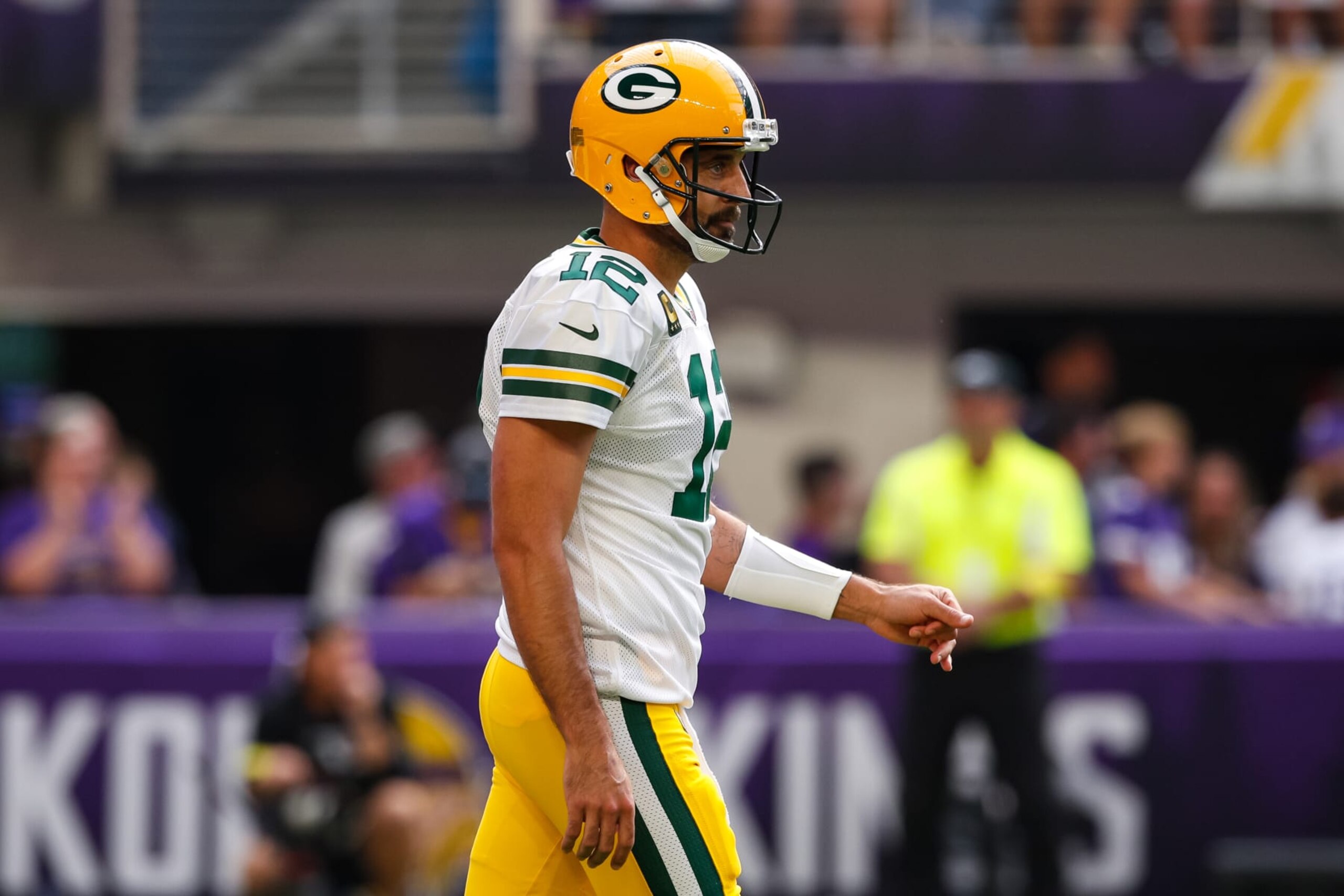 MINNEAPOLIS, MN - SEPTEMBER 11: Aaron Rodgers #12 of the Green Bay Packers on the field against the Minnesota Vikings in the first quarter of the game at U.S. Bank Stadium on September 11, 2022 in Minneapolis, Minnesota. The Vikings defeated the Packers 23-7. (Photo by David Berding/Getty Images)