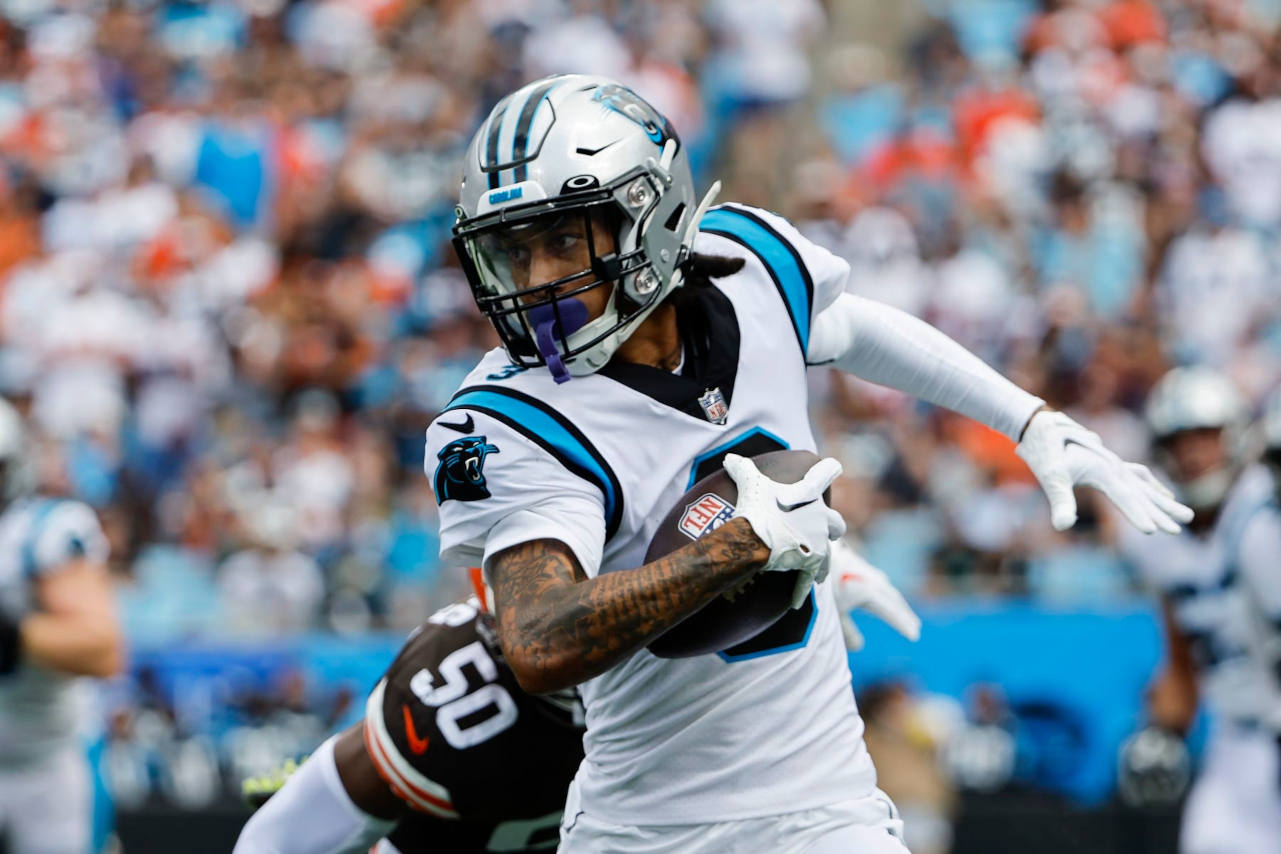 Carolina Panthers wide receiver Robbie Anderson runs against the Cleveland Browns during an NFL football game at Bank of America Stadium, Sunday, Sept. 11, 2022 in Charlotte, NC. (Winslow Townson/AP Images for Panini)