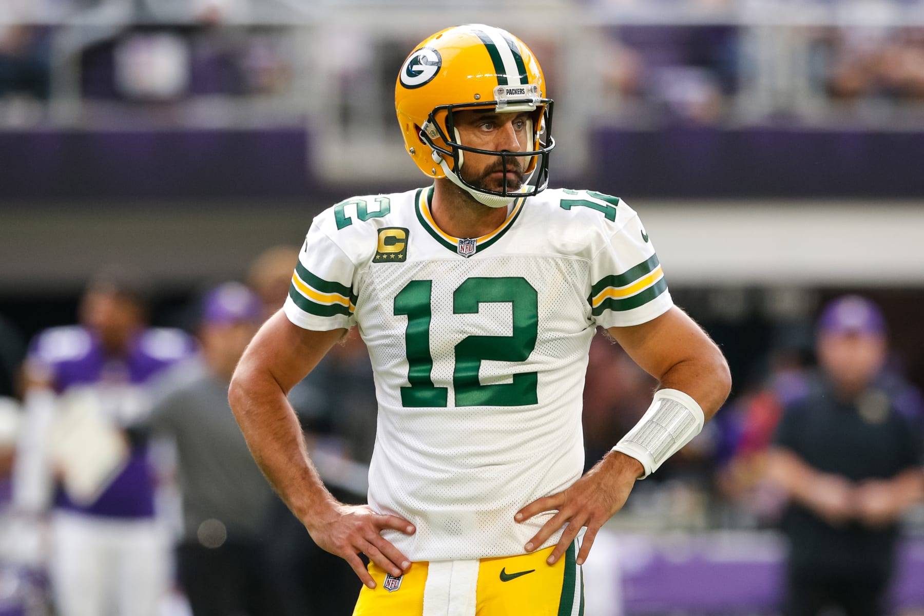 MINNEAPOLIS, MN - SEPTEMBER 11: Aaron Rodgers #12 of the Green Bay Packers on the field against the Minnesota Vikings in the second quarter of the game at U.S. Bank Stadium on September 11, 2022 in Minneapolis, Minnesota. The Vikings defeated the Packers 23-7. (Photo by David Berding/Getty Images)