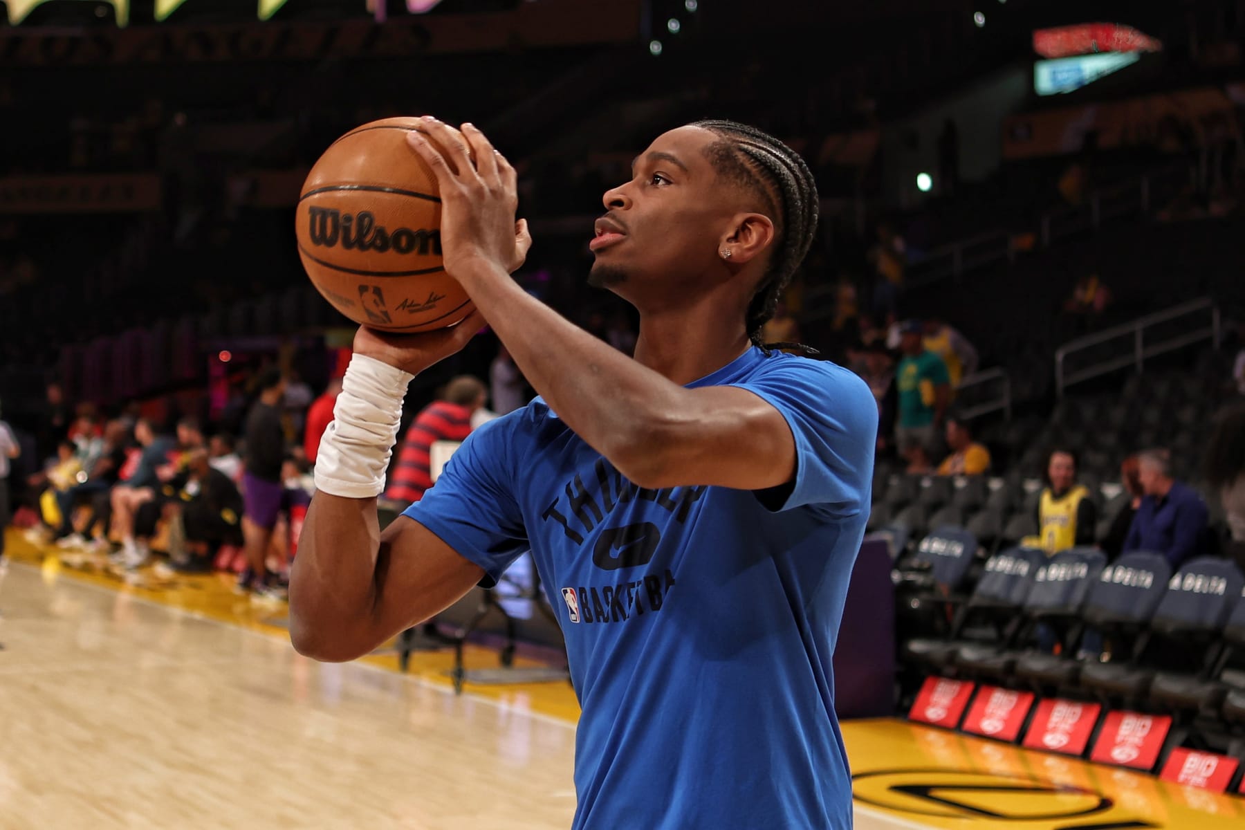 LOS ANGELES, CA - APRIL 8:  Shai Gilgeous-Alexander #2 of the Oklahoma City Thunder warms up before the game against the Los Angeles Lakers on April 8, 2022 at Cryto.com Arena in Los Angeles, California. NOTE TO USER: User expressly acknowledges and agrees that, by downloading and/or using this photograph, user is consenting to the terms and conditions of the Getty Images License Agreement.  Mandatory Copyright Notice: Copyright 2022 NBAE (Photo by Jim Poorten/NBAE via Getty Images)
