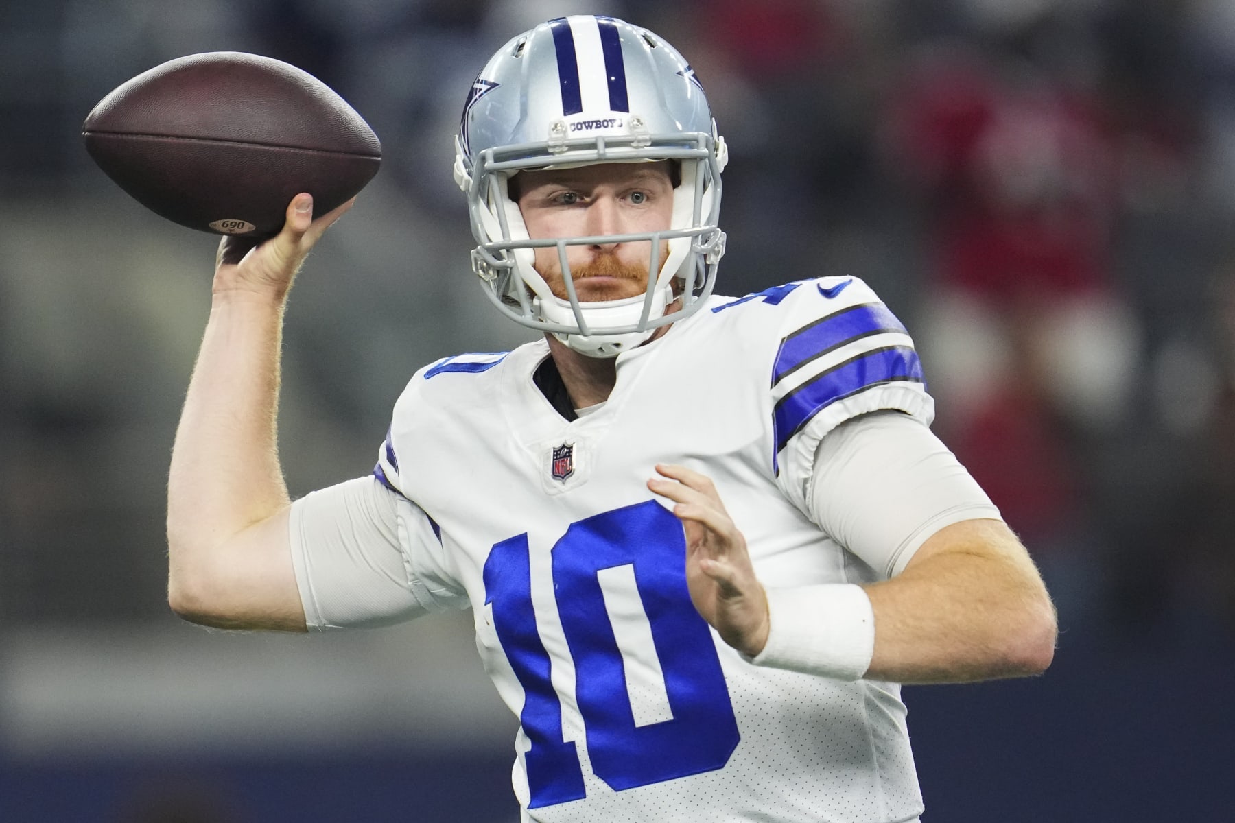 ARLINGTON, TX - SEPTEMBER 11: Cooper Rush #10 of the Dallas Cowboys throws the ball against the Tampa Bay Buccaneers at AT&T Stadium on September 11, 2022 in Arlington, TX. (Photo by Cooper Neill/Getty Images)
