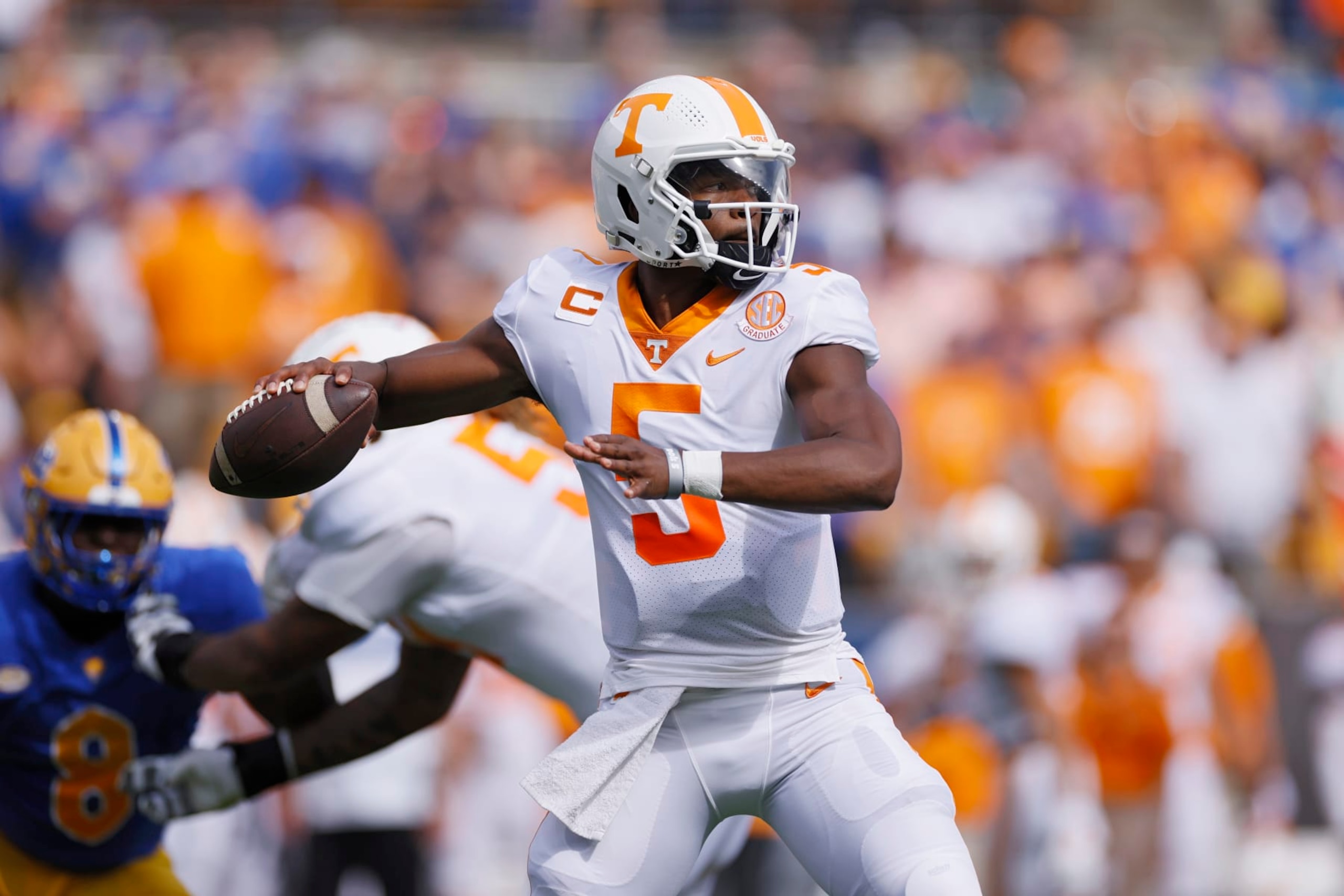 PITTSBURGH, PA - SEPTEMBER 10: Tennessee Volunteers quarterback Hendon Hooker (5) passes the ball during an NCAA football game against the Pittsburgh Panthers on September 10, 2022 at Acrisure Stadium in Pittsburgh, Pennsylvania. (Photo by Joe Robbins/Icon Sportswire via Getty Images)