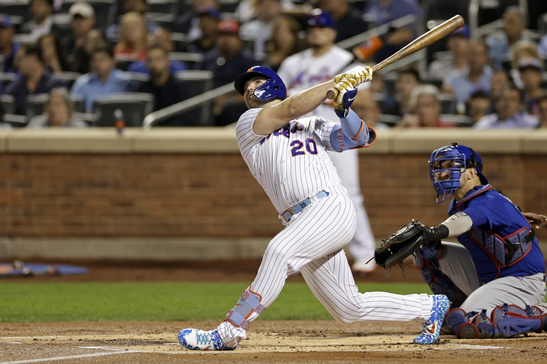 NEW YORK, NY - SEPTEMBER 13: Pete Alonso #20 of the New York Mets at bat during the first inning against the Chicago Cubs at Citi Field on September 13, 2022 in the Queens borough of New York City. (Photo by Adam Hunger/Getty Images)