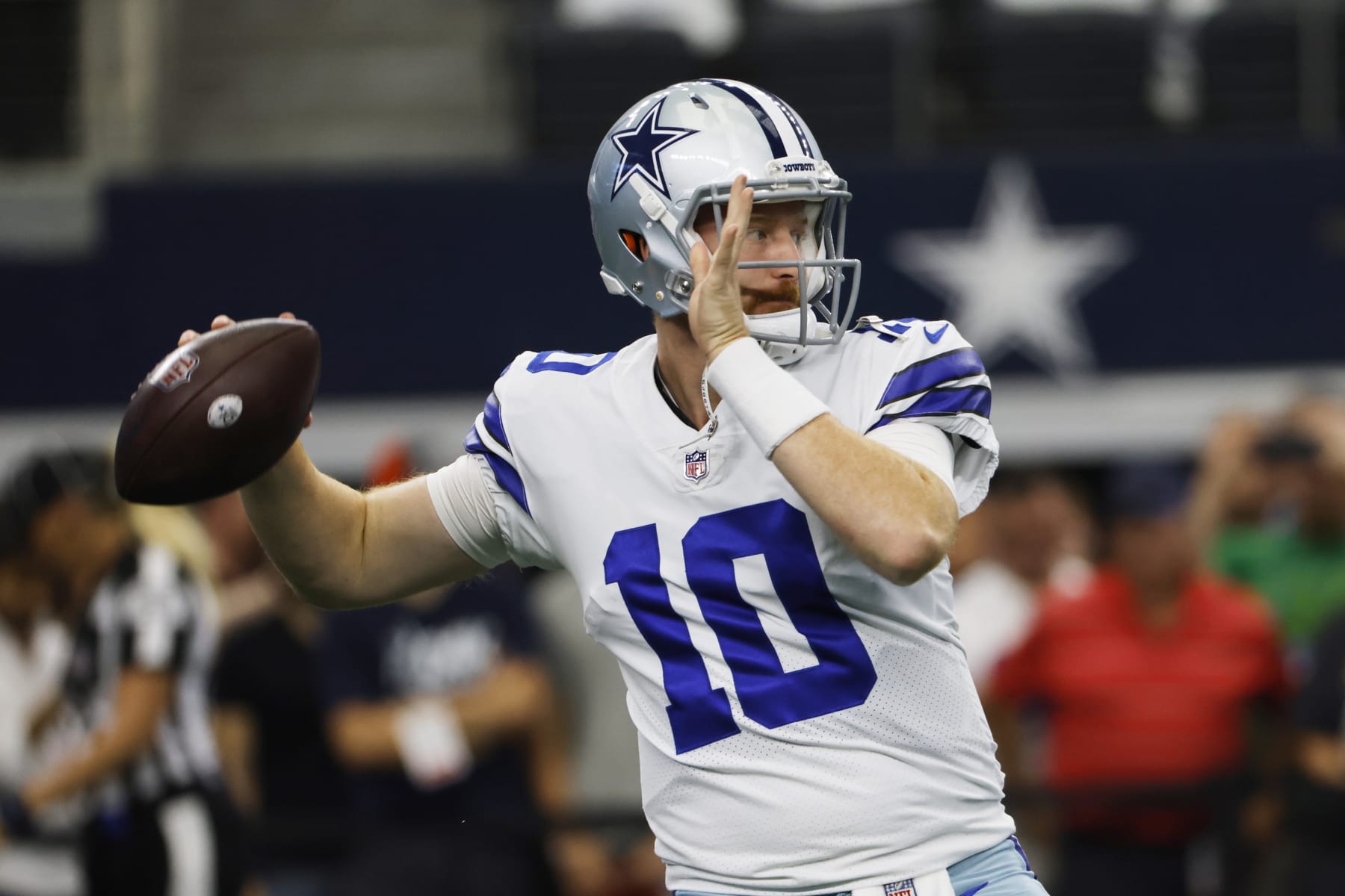 Dallas Cowboys quarterback Cooper Rush (10) warms up prior to an NFL football game Sunday, Sept. 18, 2022, in Arlington, Tx. (AP Photo/Ron Jenkins)