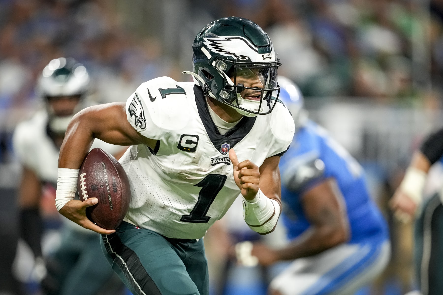 DETROIT, MICHIGAN - SEPTEMBER 11: Jalen Hurts #1 of the Philadelphia Eagles runs in action during the game against the Detroit Lions at Ford Field on September 11, 2022 in Detroit, Michigan. (Photo by Nic Antaya/Getty Images)