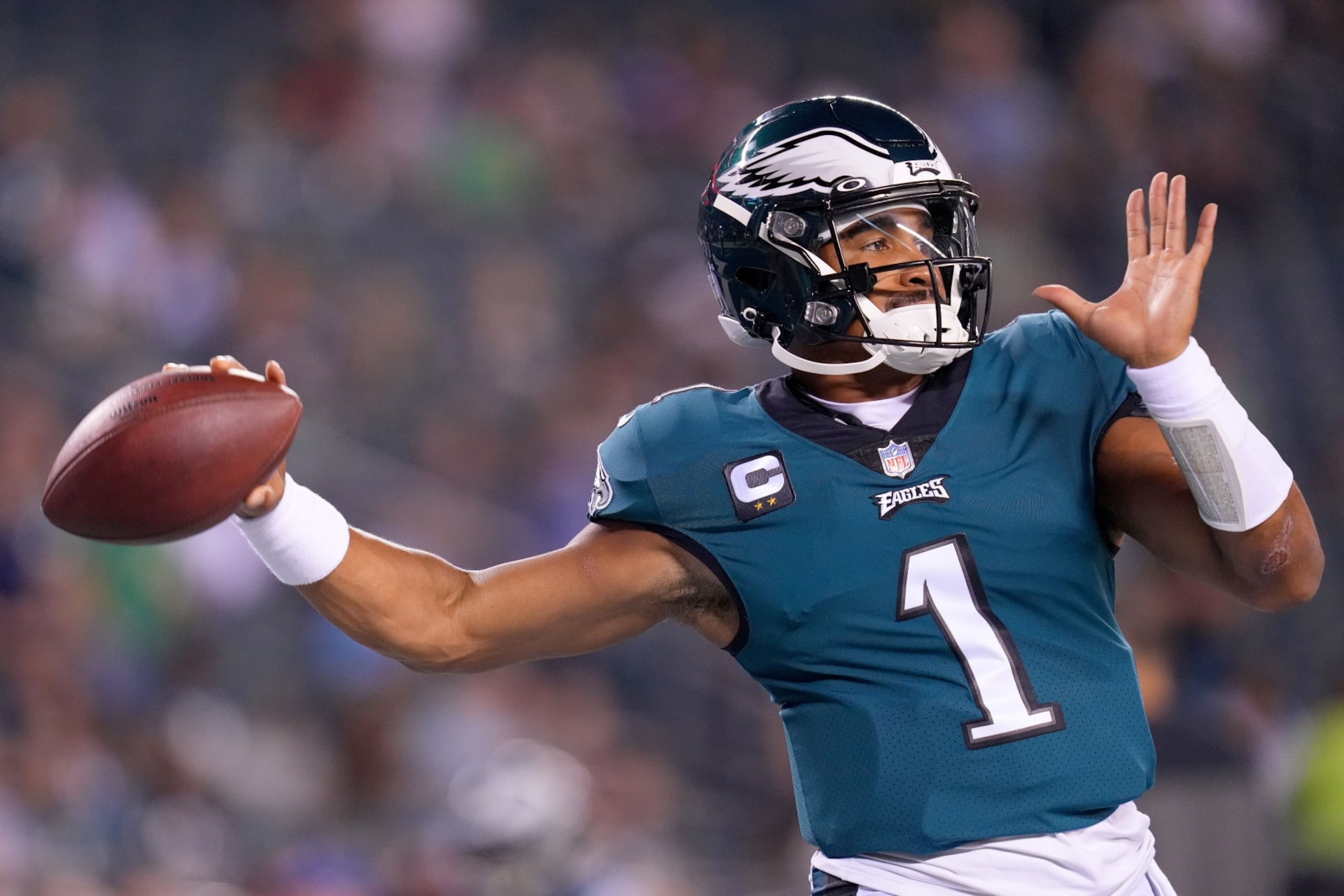 PHILADELPHIA, PENNSYLVANIA - SEPTEMBER 19: Jalen Hurts #1 of the Philadelphia Eagles warms up before the game against the Minnesota Vikings at Lincoln Financial Field on September 19, 2022 in Philadelphia, Pennsylvania. (Photo by Mitchell Leff/Getty Images) PHILADELPHIA, PENNSYLVANIA - SEPTEMBER 19: Jalen Hurts #1 of the Philadelphia Eagles warms up before the game against the Minnesota Vikings at Lincoln Financial Field on September 19, 2022 in Philadelphia, Pennsylvania. (Photo by Mitchell Leff/Getty Images)