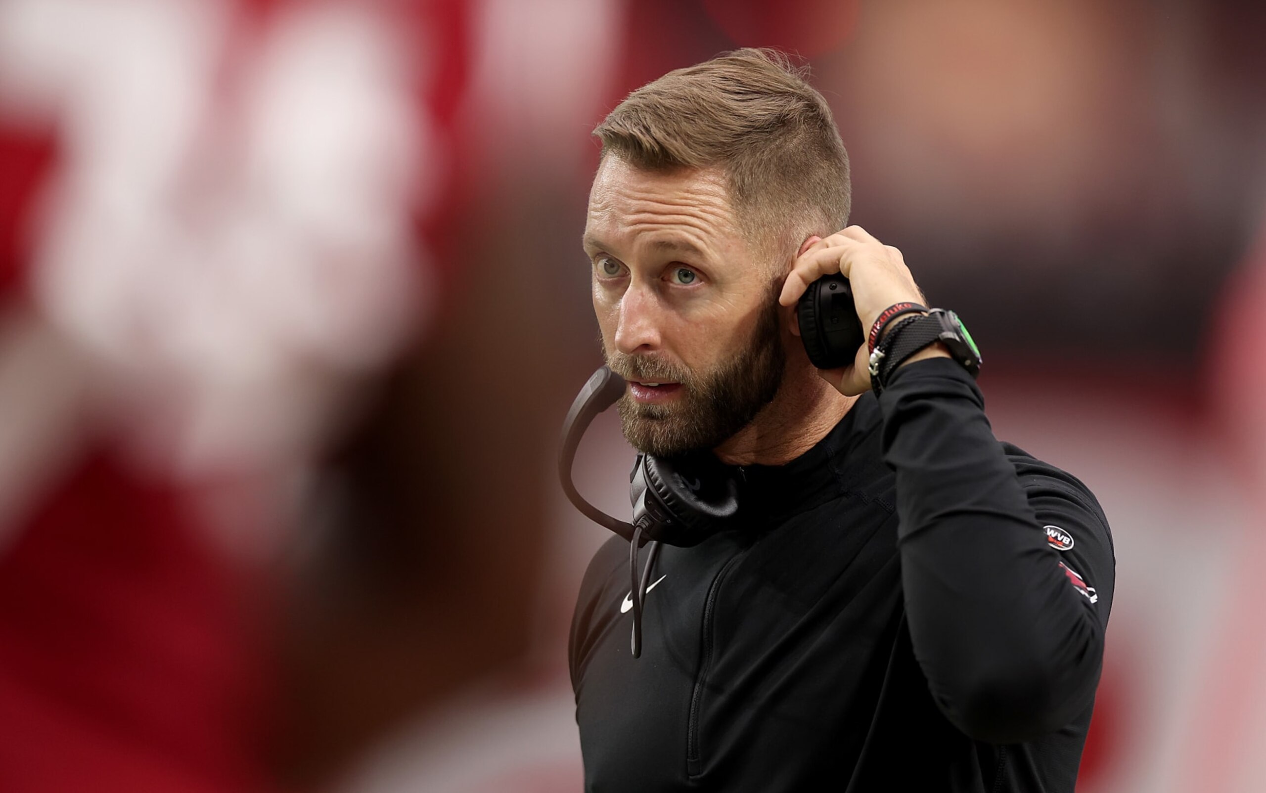 GLENDALE, ARIZONA - SEPTEMBER 11: Head coach Kliff Kingsbury of the Arizona Cardinals paces the sidelines during the second half of the game against the Kansas City Chiefs State Farm Stadium on September 11, 2022 in Glendale, Arizona. (Photo by Christian Petersen/Getty Images)