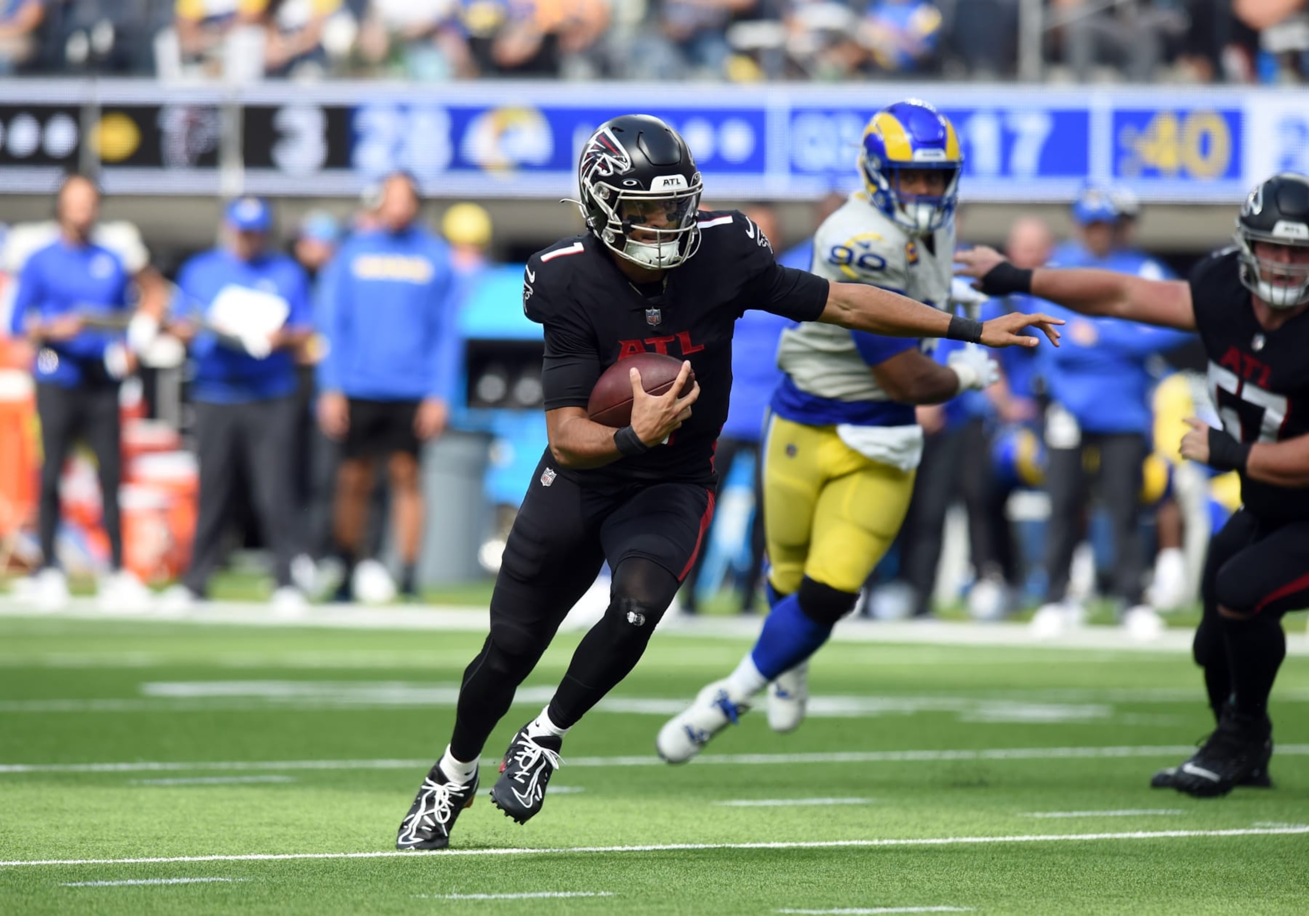 INGLEWOOD, CA - SEPTEMBER 18: Atlanta Falcons Quarterback Marcus Mariota (1) runs the ball during an NFL game between the Atlanta Falcons and the Los Angeles Rams on September 18, 2022, at SoFi Stadium in Inglewood, CA. (Photo by Chris Williams/Icon Sportswire via Getty Images)