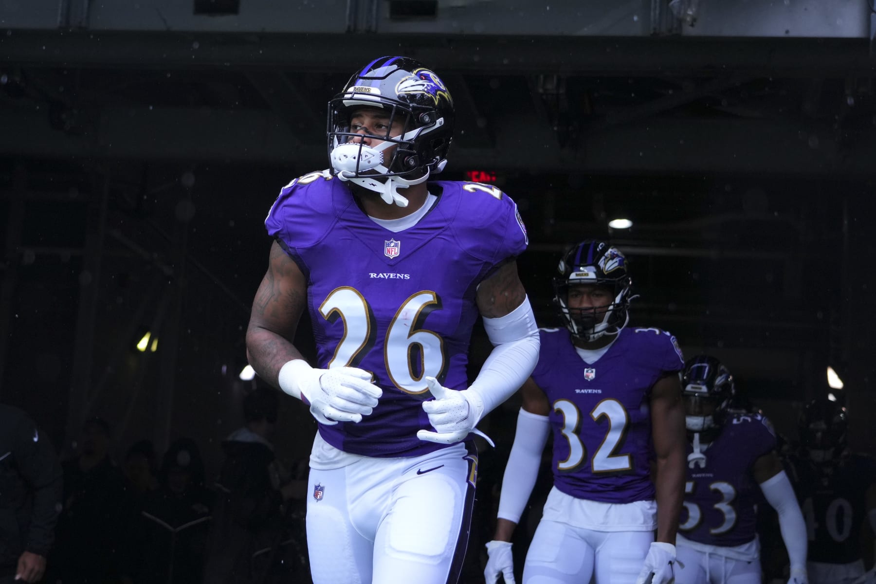 EAST RUTHERFORD, NJ - SEPTEMBER 11: Geno Stone #26 of the Baltimore Ravens makes his way onto the field prior to the game against the New York Jets at MetLife Stadium on September 11, 2022 in East Rutherford, New Jersey. (Photo by Mitchell Leff/Getty Images)