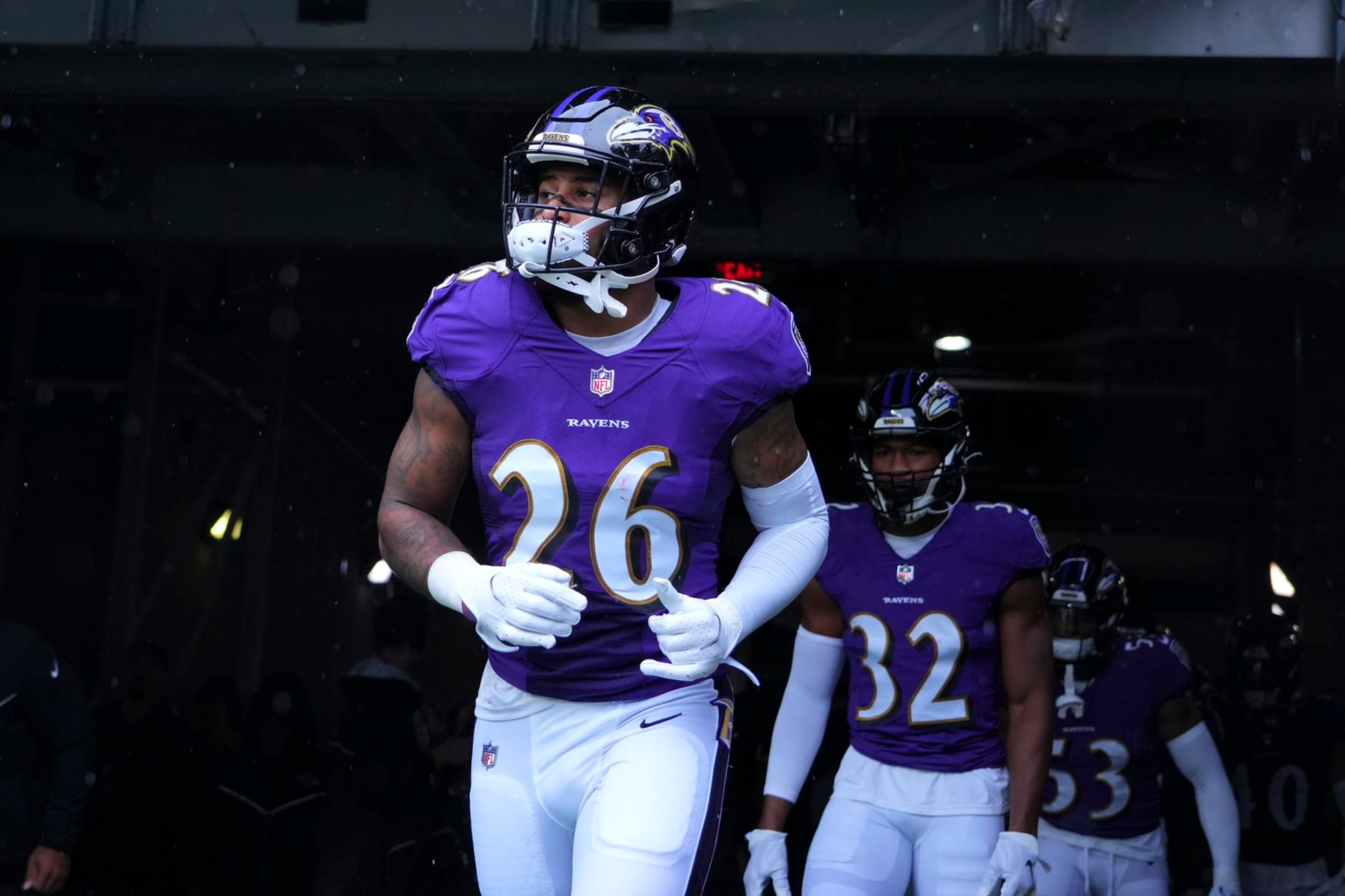 EAST RUTHERFORD, NJ - SEPTEMBER 11: Geno Stone #26 of the Baltimore Ravens makes his way onto the field prior to the game against the New York Jets at MetLife Stadium on September 11, 2022 in East Rutherford, New Jersey. (Photo by Mitchell Leff/Getty Images)